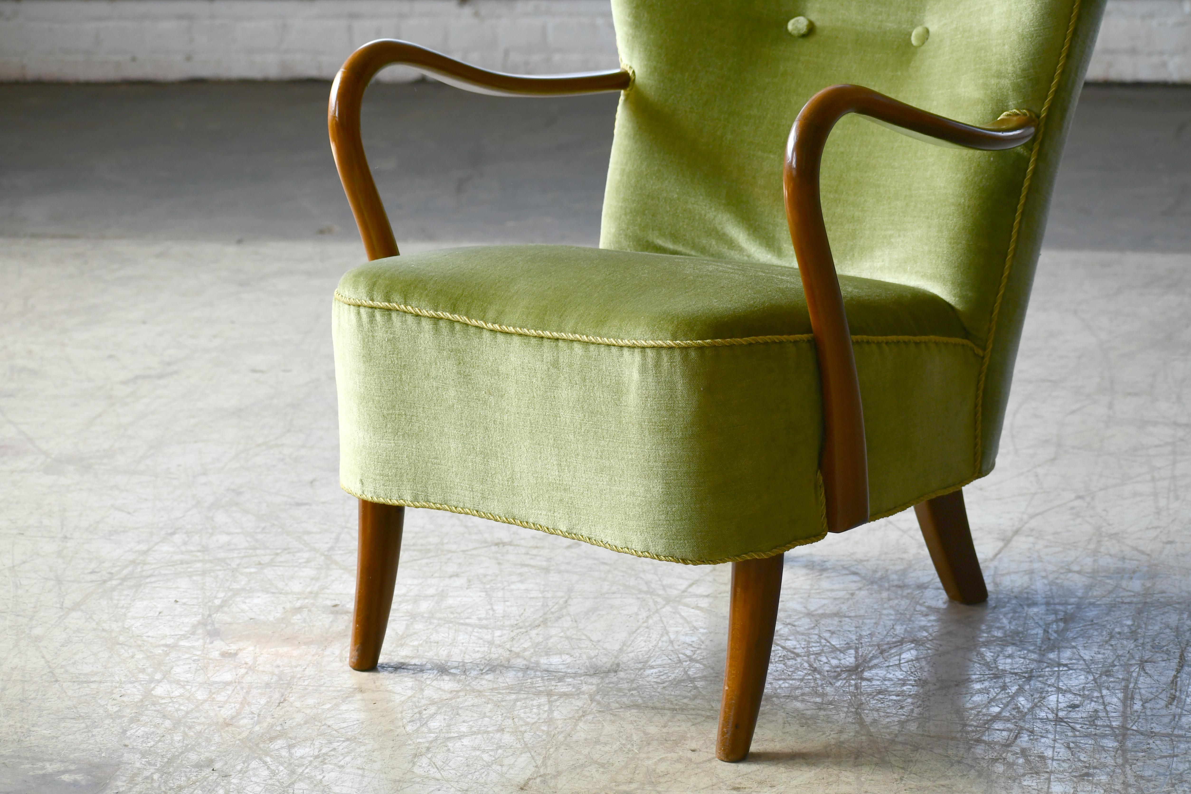 Mid-20th Century Danish 1940s Easy Chair with Open Armrests and Mohair by Alfred Christensen
