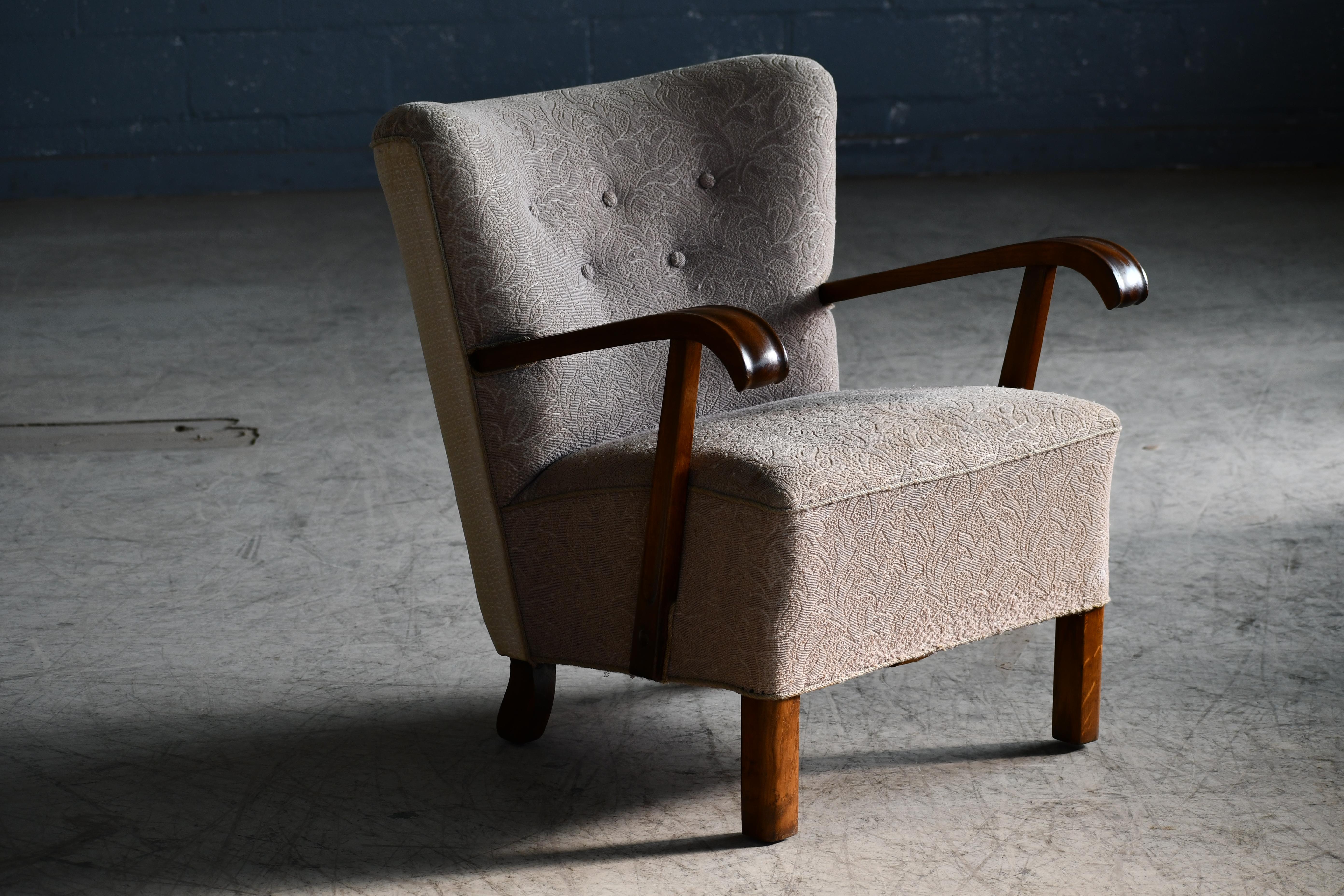 Mid-Century Modern Danish 1940's Easy Lounge Chair by Slagelse Open Armrests in Oak  For Sale