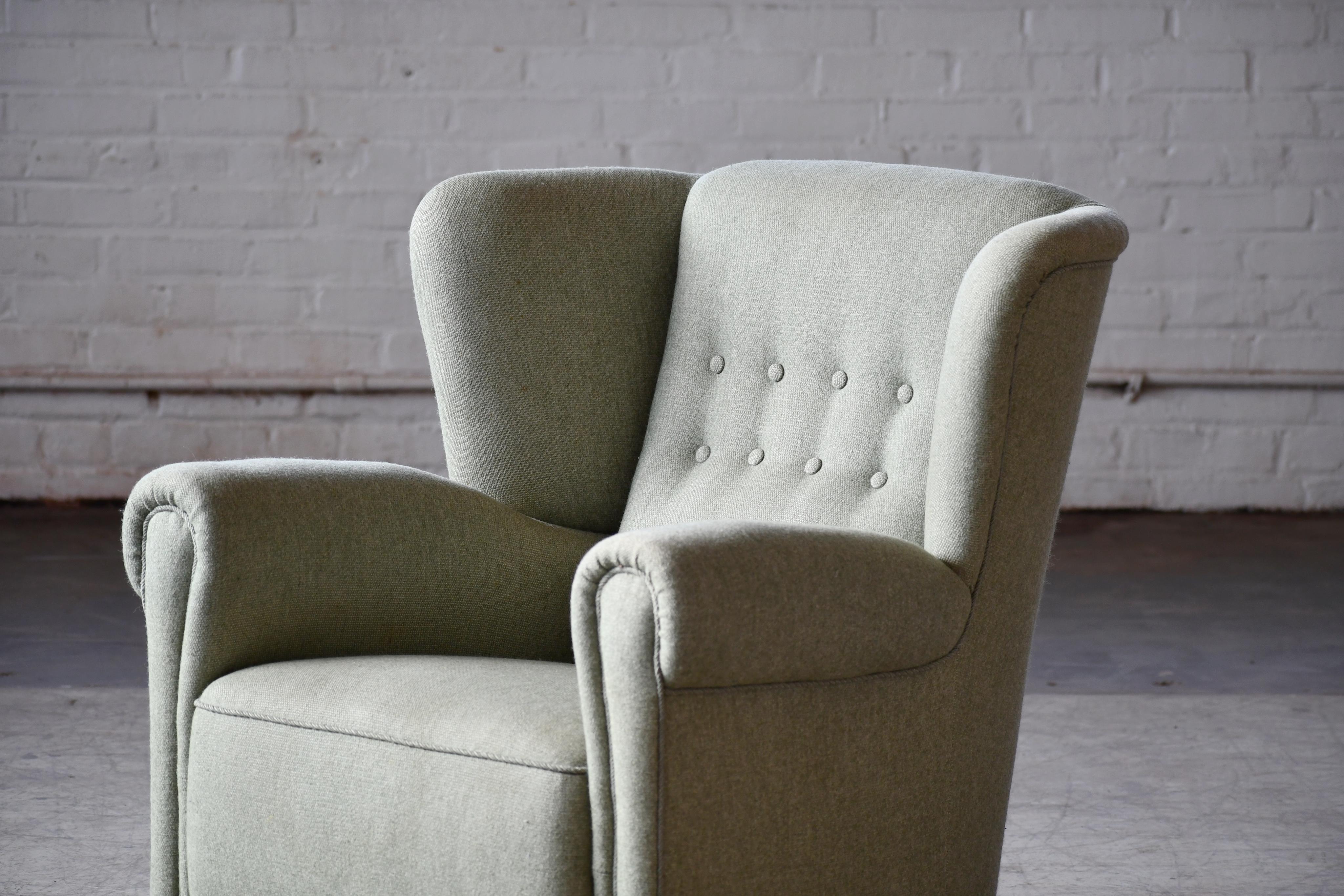 Danish 1940s Fritz Hansen Style Club or Lounge Chair In Good Condition In Bridgeport, CT