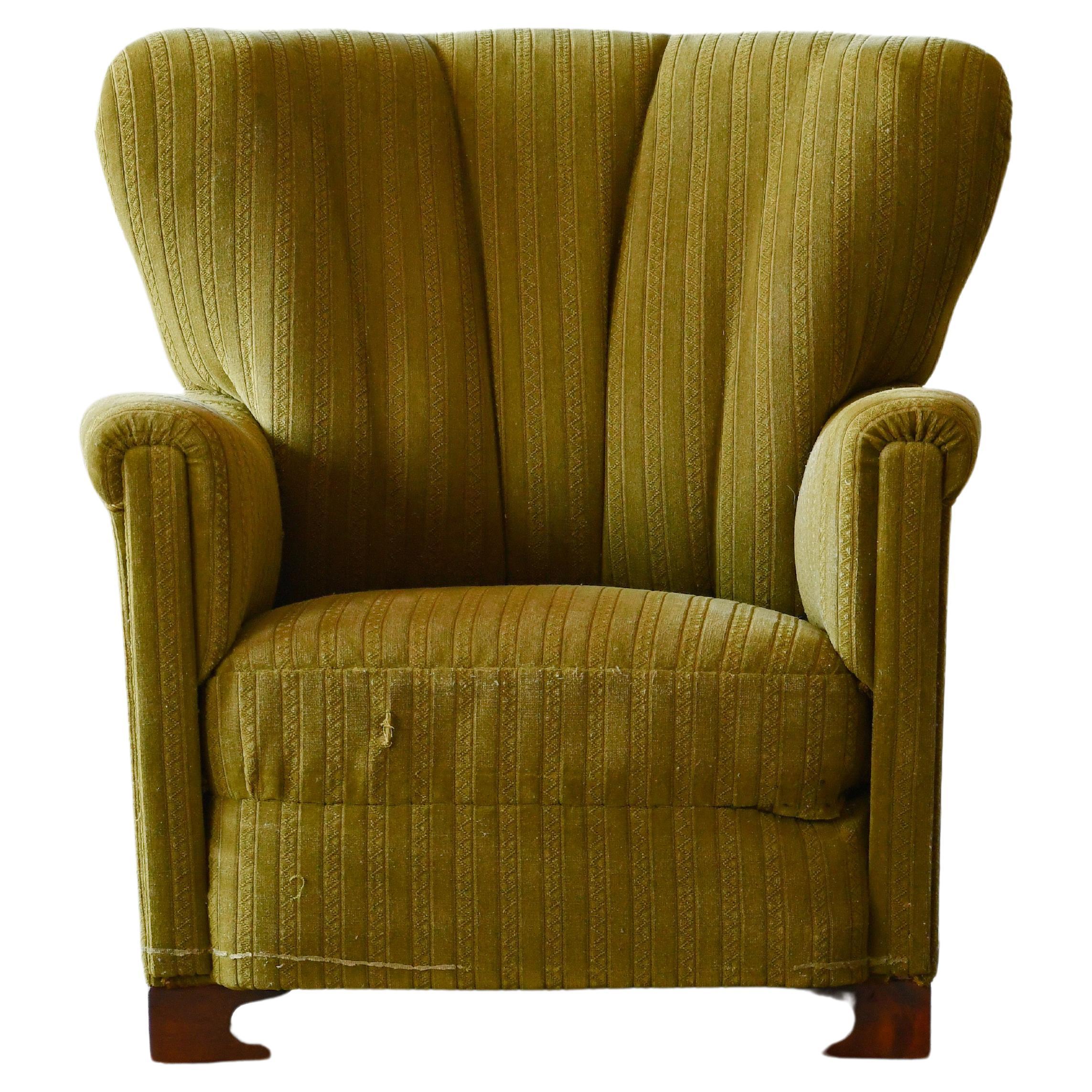 Grand fauteuil club danois des années 1940 de style Fritz Hansen en laine avec dossier cannelé en vente