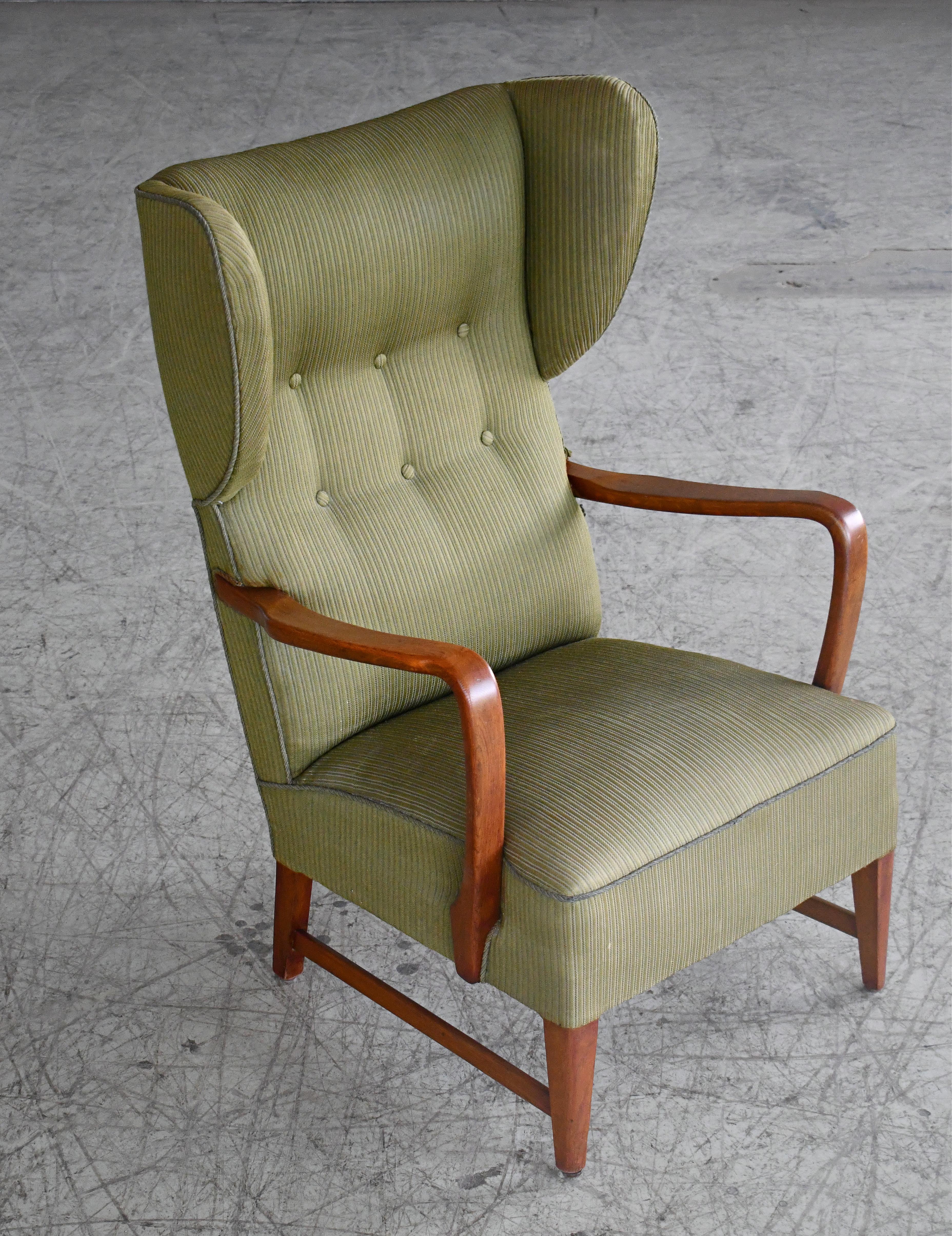 Wool Danish 1940s Fritz Hansen Style Wing Back Lounge Chair with Open Armrests in Oak