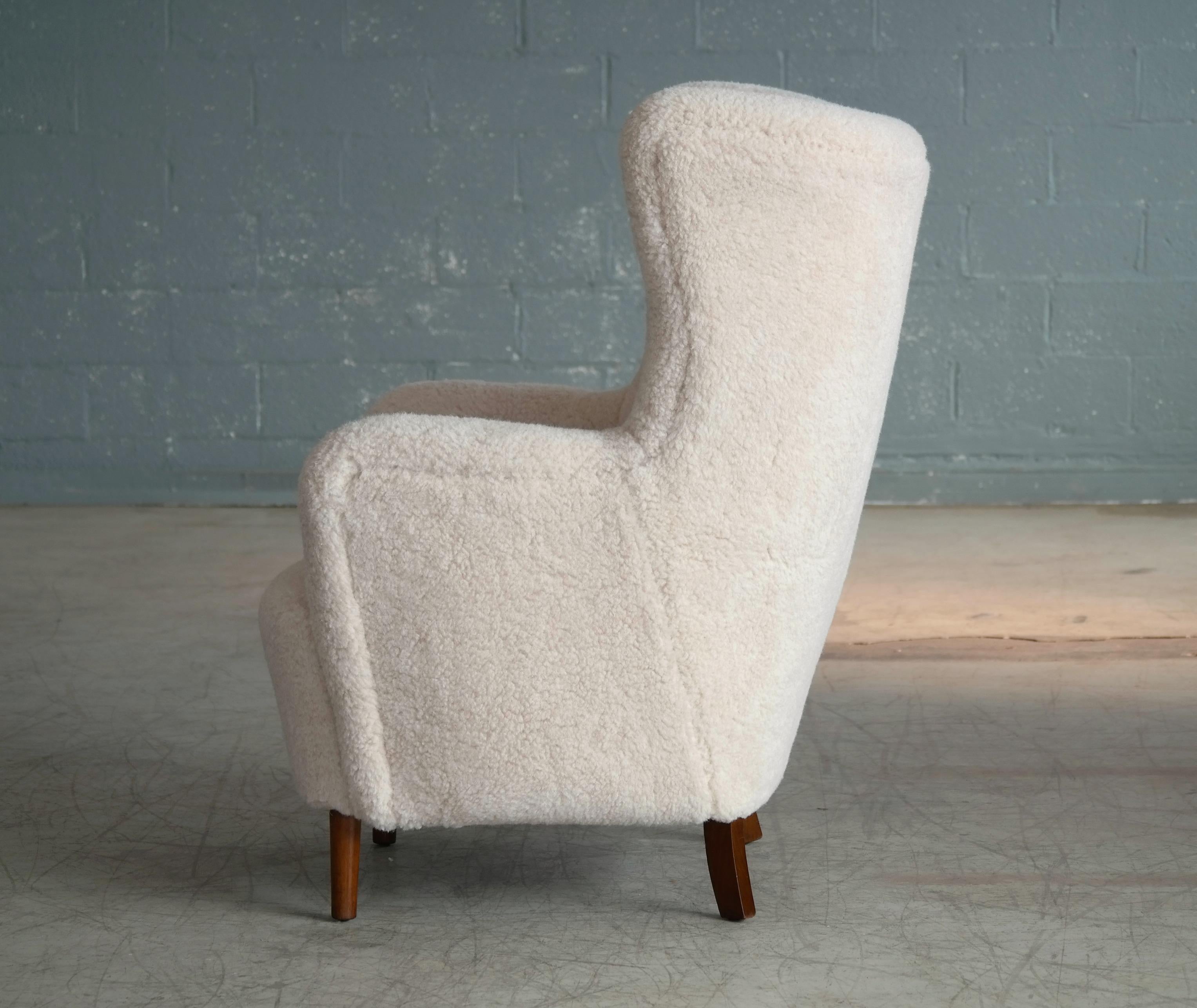 Wool Danish 1940s High Back Lounge Chair in Beige Lambswool in Flemming Lassen Style