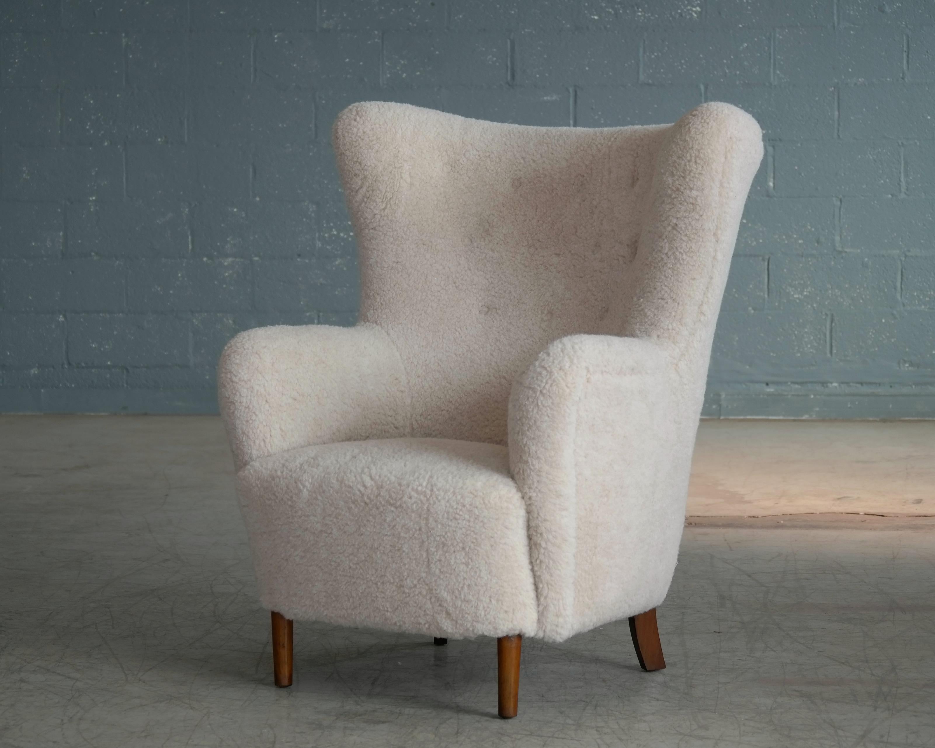 Danish 1940s High Back Lounge Chair in Beige Lambswool in Flemming Lassen Style 2
