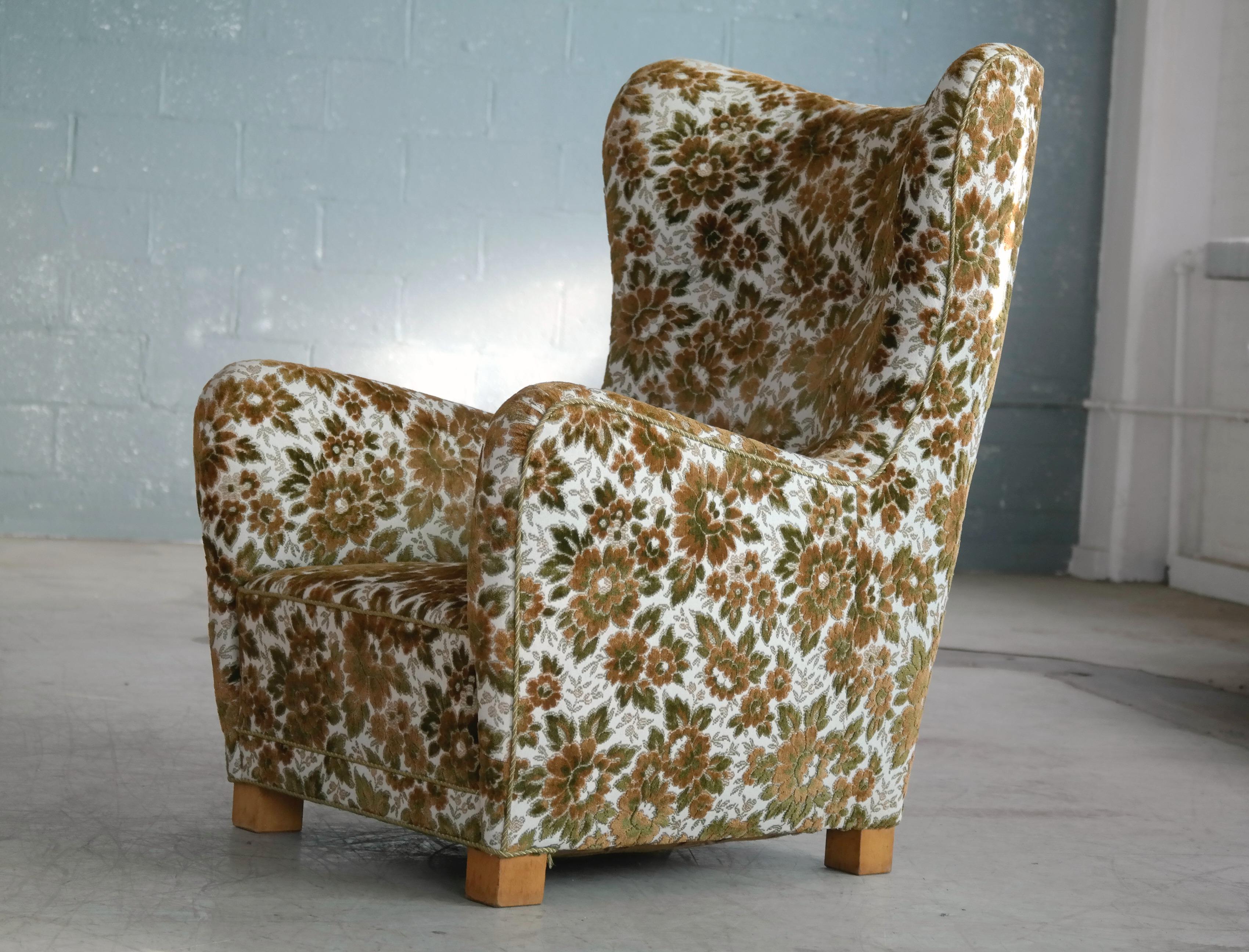 Mid-Century Modern Danish, 1940s High Back Lounge Chair Model 1672 by Fritz Hansen
