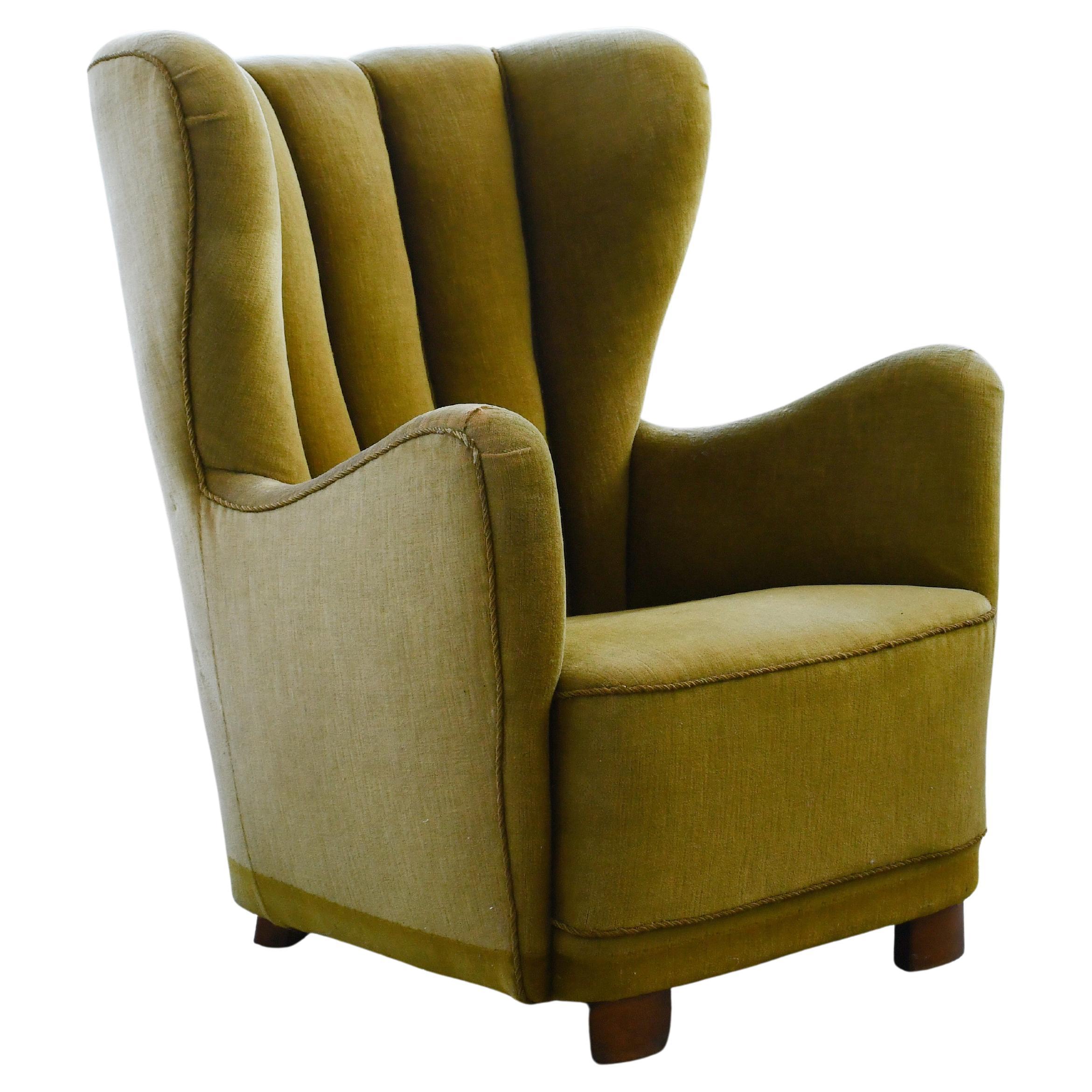 Chaise longue danoise des années 1940 avec dossier à canaux en mohair vert d'origine