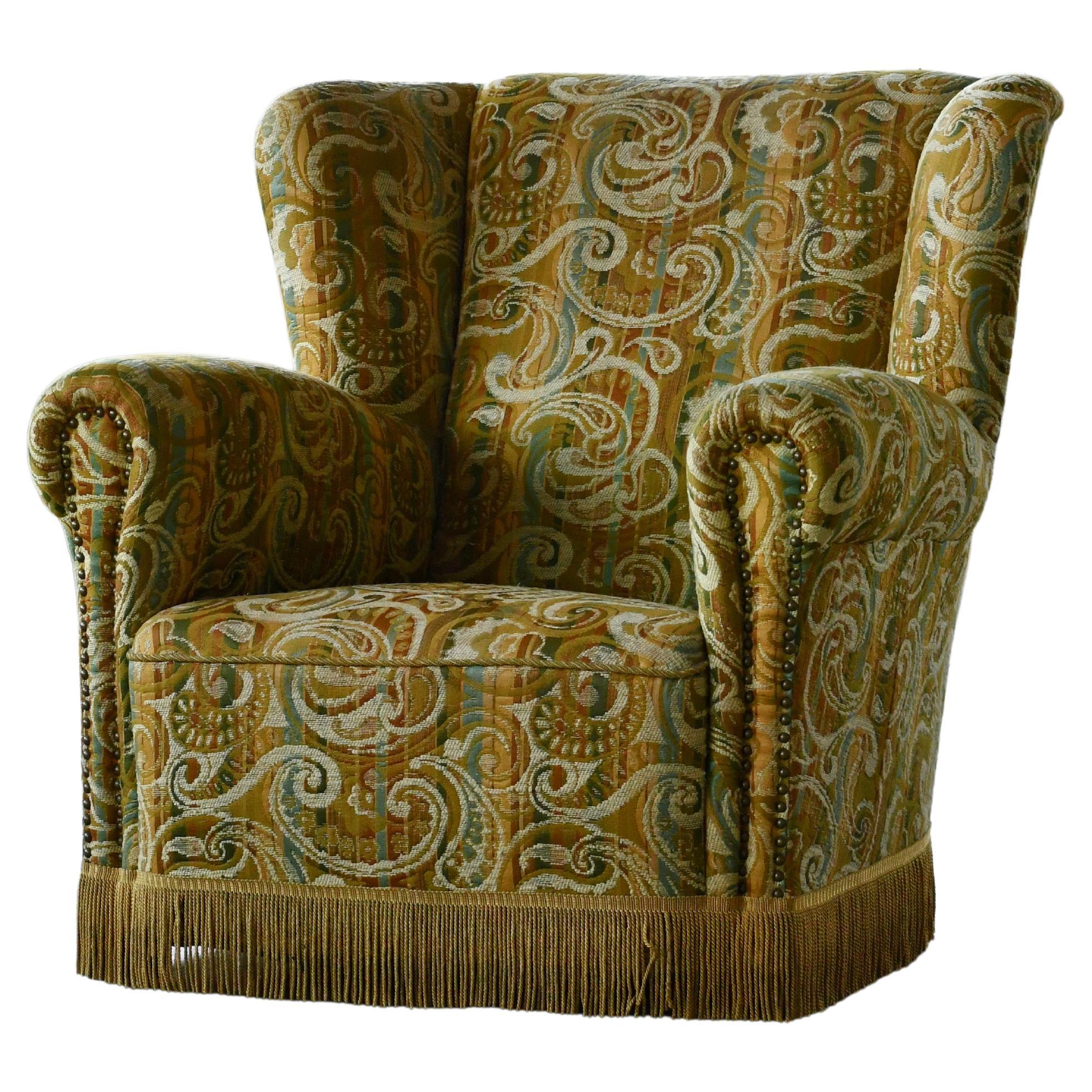Danish 1940s Large Lounge Chair in Floral Fabric For Sale