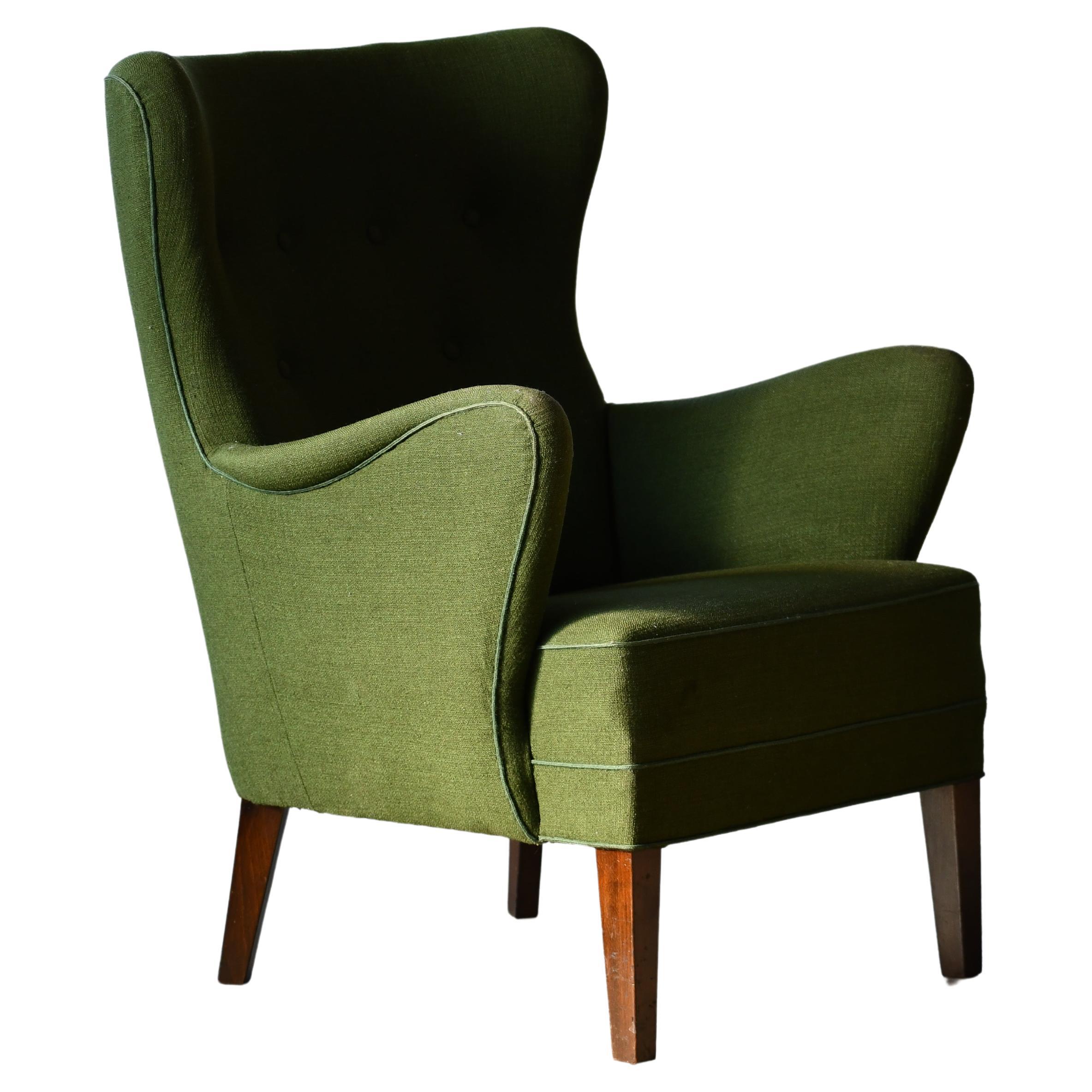 Danish 1940s Lassen Style Easy Chair in Green Wool Fabric Mahogany Legs