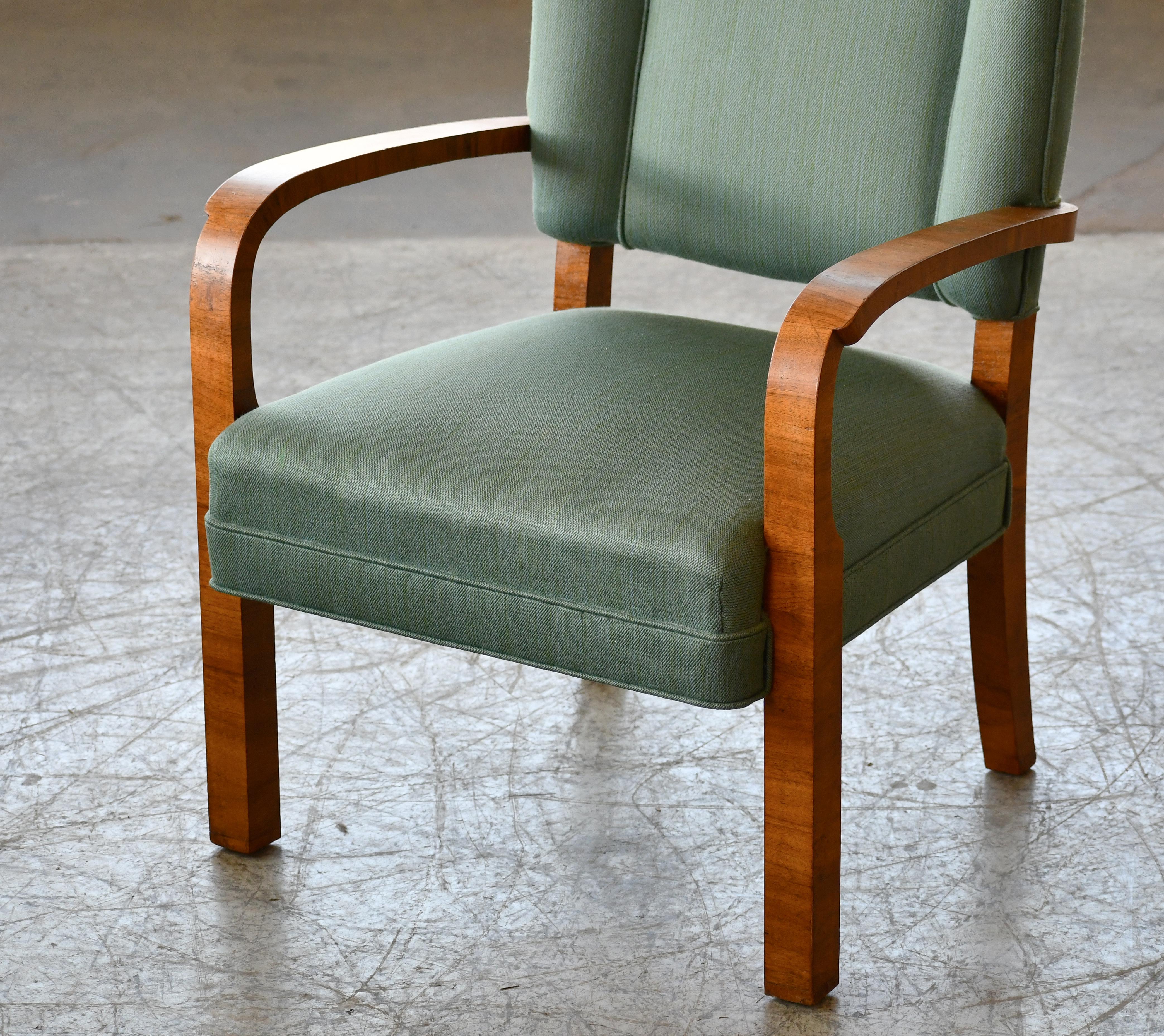 Danish 1940s Late Art Deco Armchair or Desk Chair in Birch In Good Condition In Bridgeport, CT