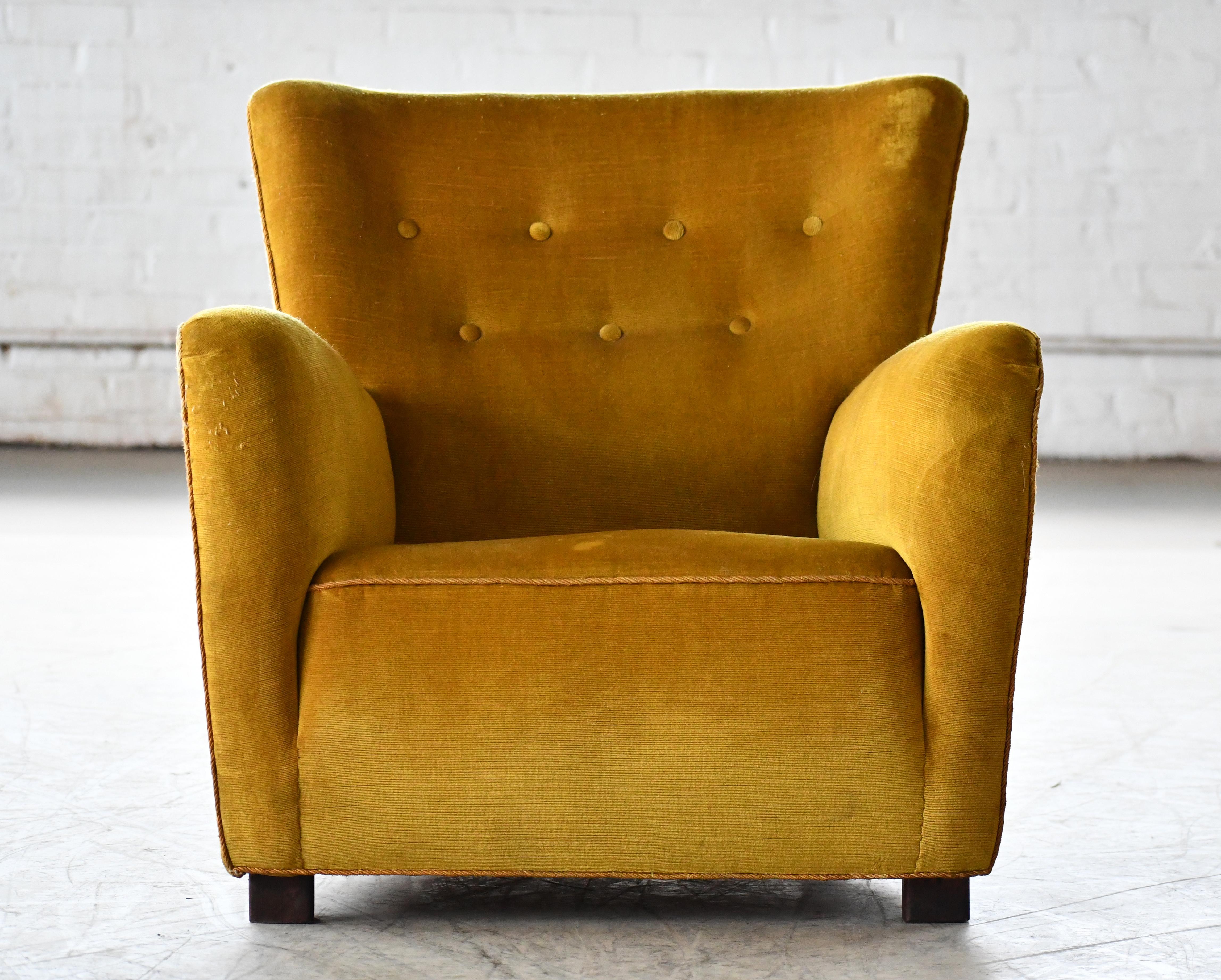 Danish 1940s Lounge Chair attributed to Master Carpenter, Georg Kofoed In Good Condition In Bridgeport, CT