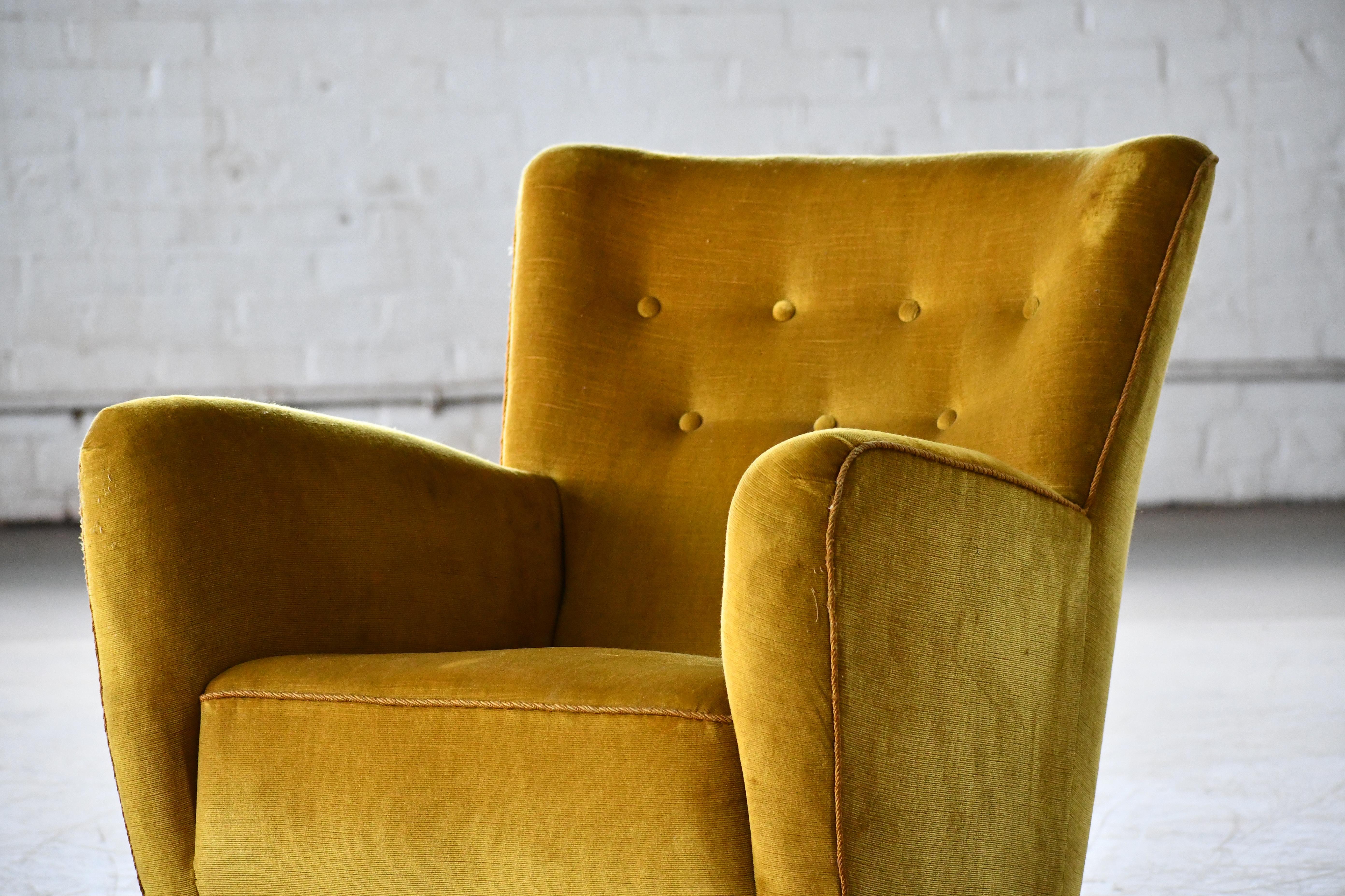 Mid-20th Century Danish 1940s Lounge Chair attributed to Master Carpenter, Georg Kofoed