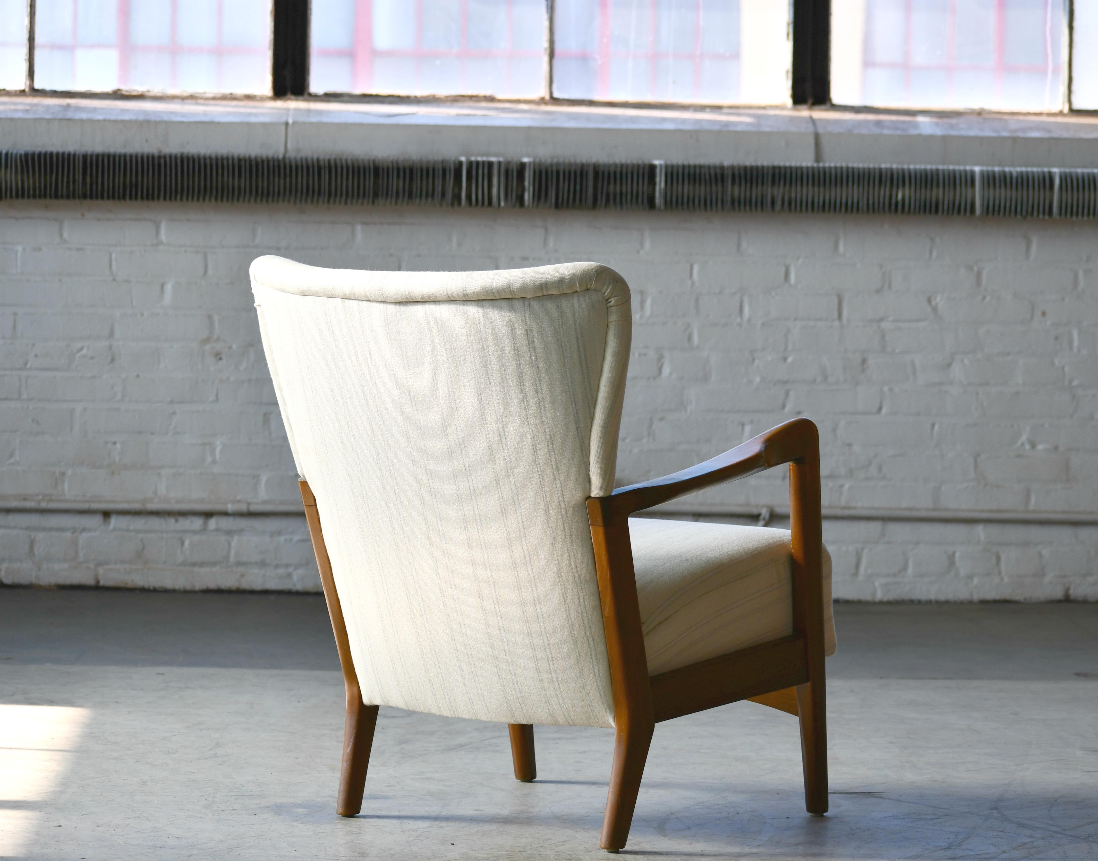 Danish 1940s Lowback Open Armrest Lounge Chair by Soren Hansen for Fritz Hansen 3