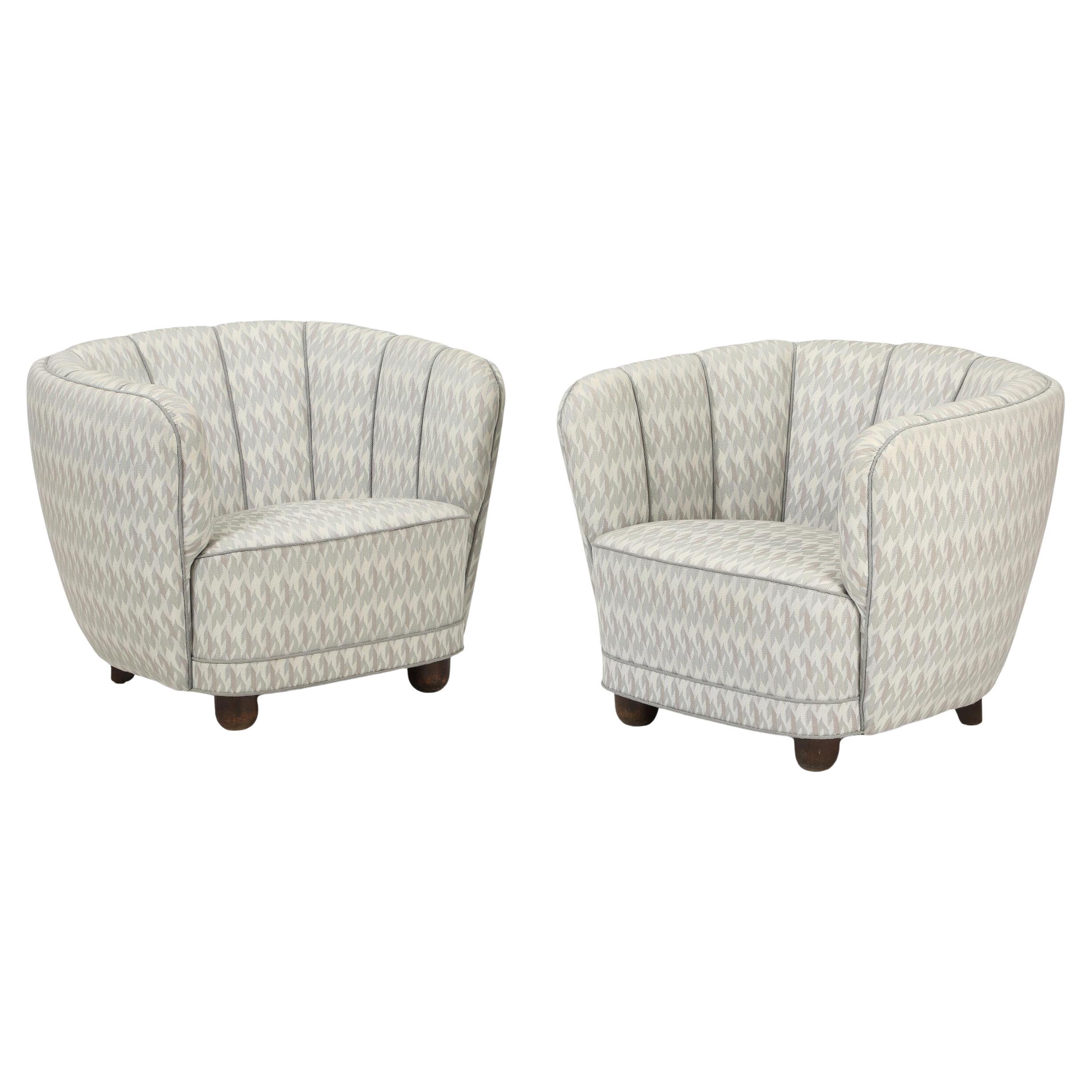 Danish 1940s Pair of Barrel Style Curved Lounge or Club Chairs For Sale