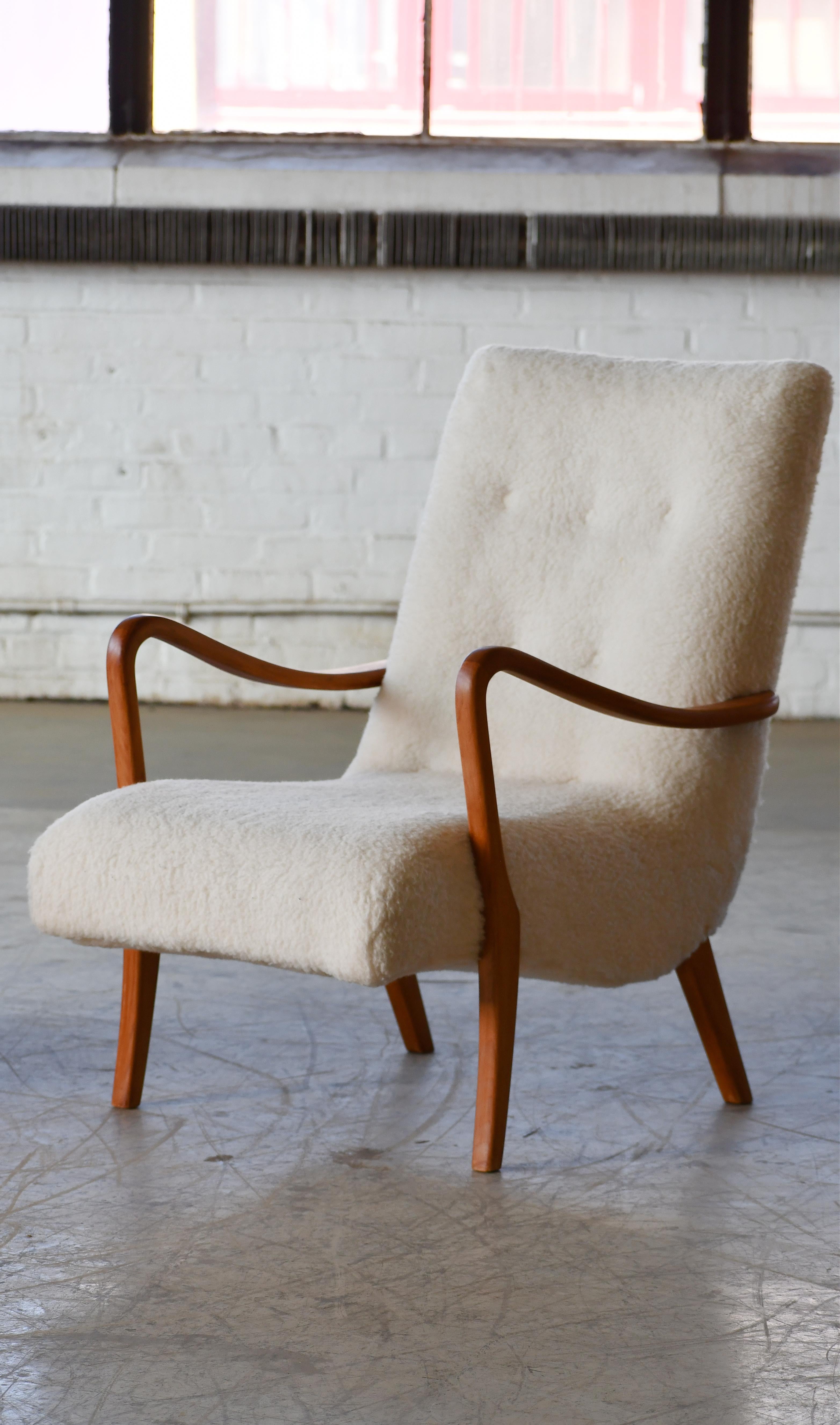 Mid-Century Modern Danish 1940s Pair of Easy Chairs with Open Armrests by Alfred Christensen