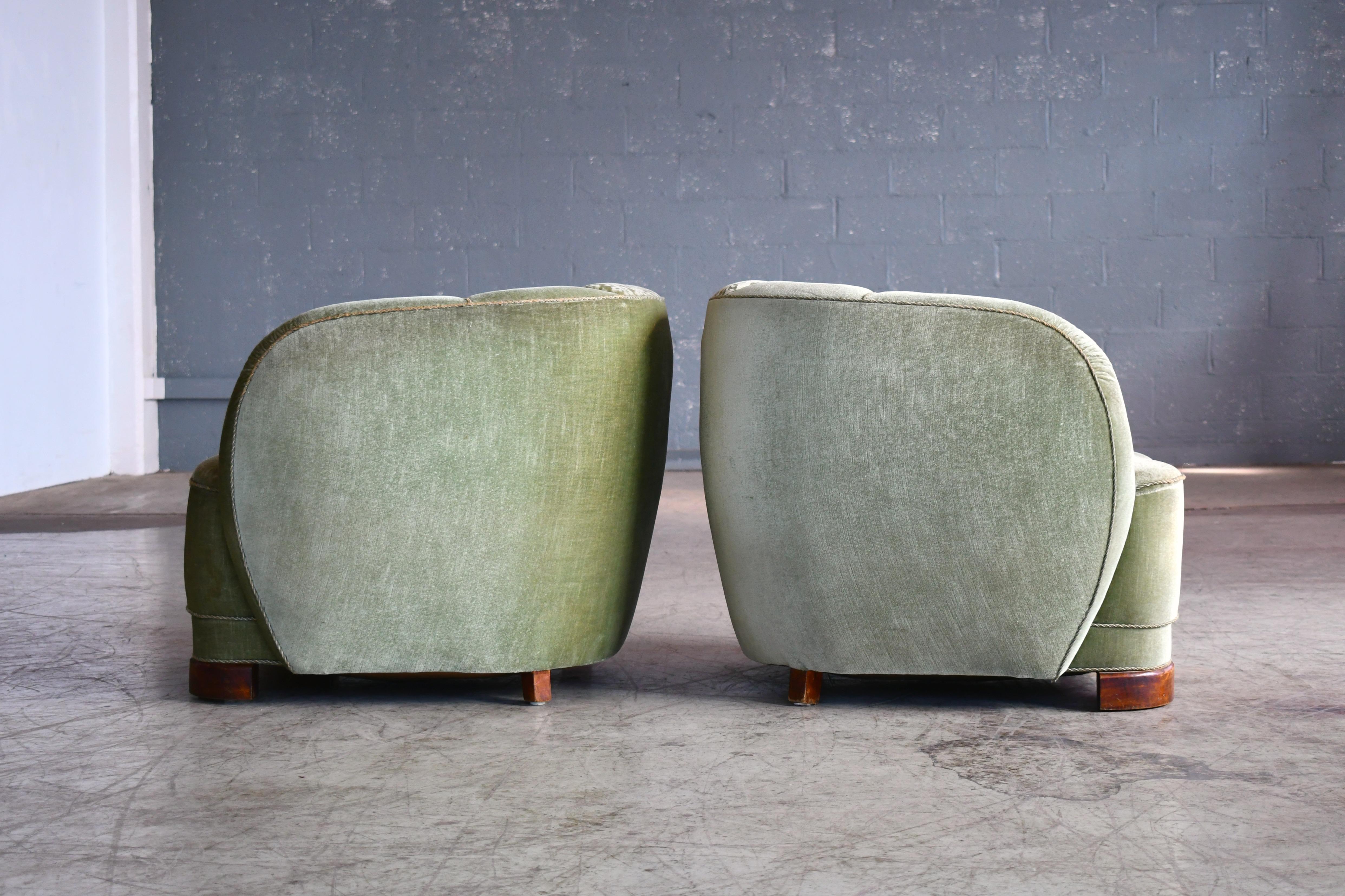 Wool Danish 1940s Pair of Viggo Boesen Style Curved Lounge or Club Chairs