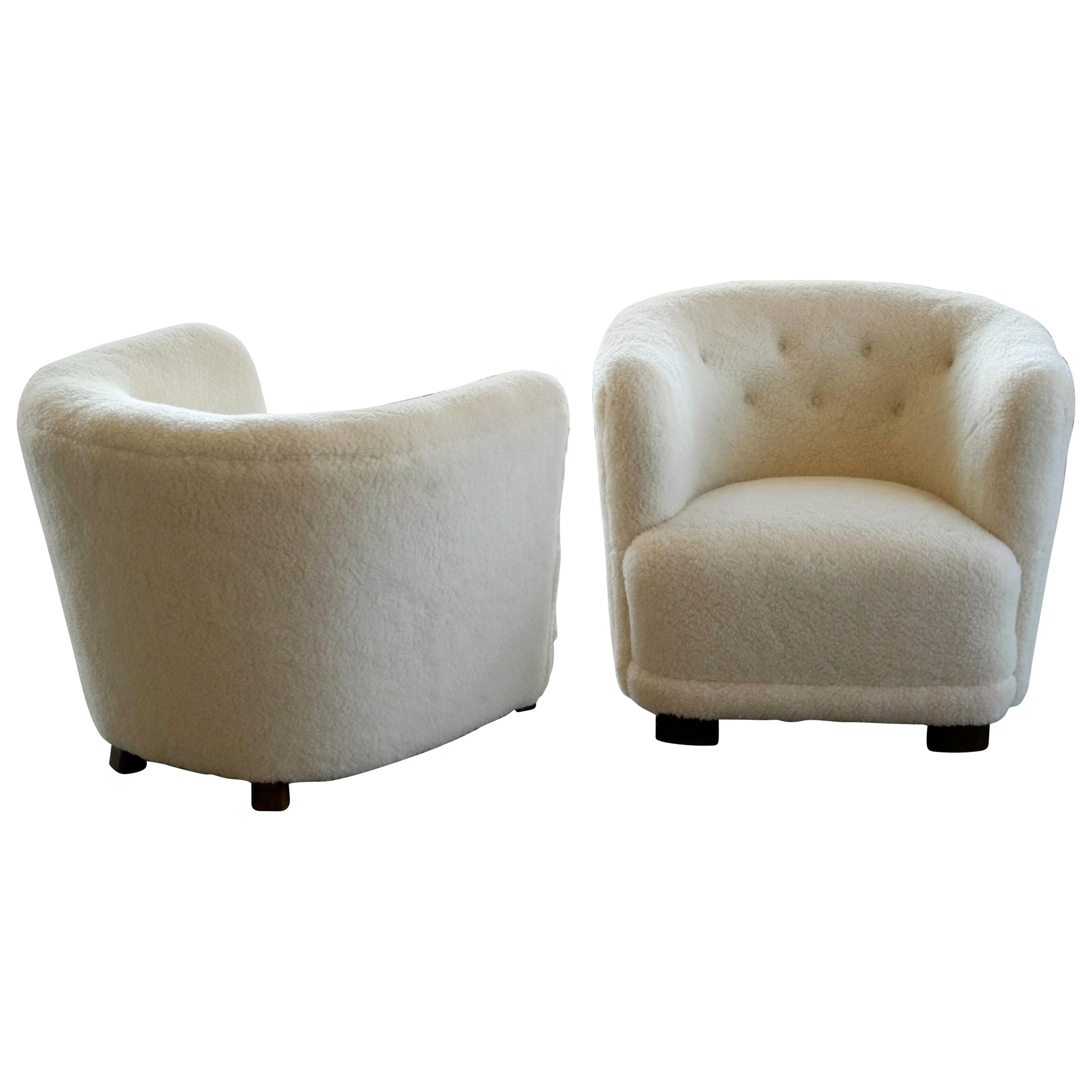 Danish 1940s Pair of Viggo Boesen Style Lounge or Club Chairs in Lambswool