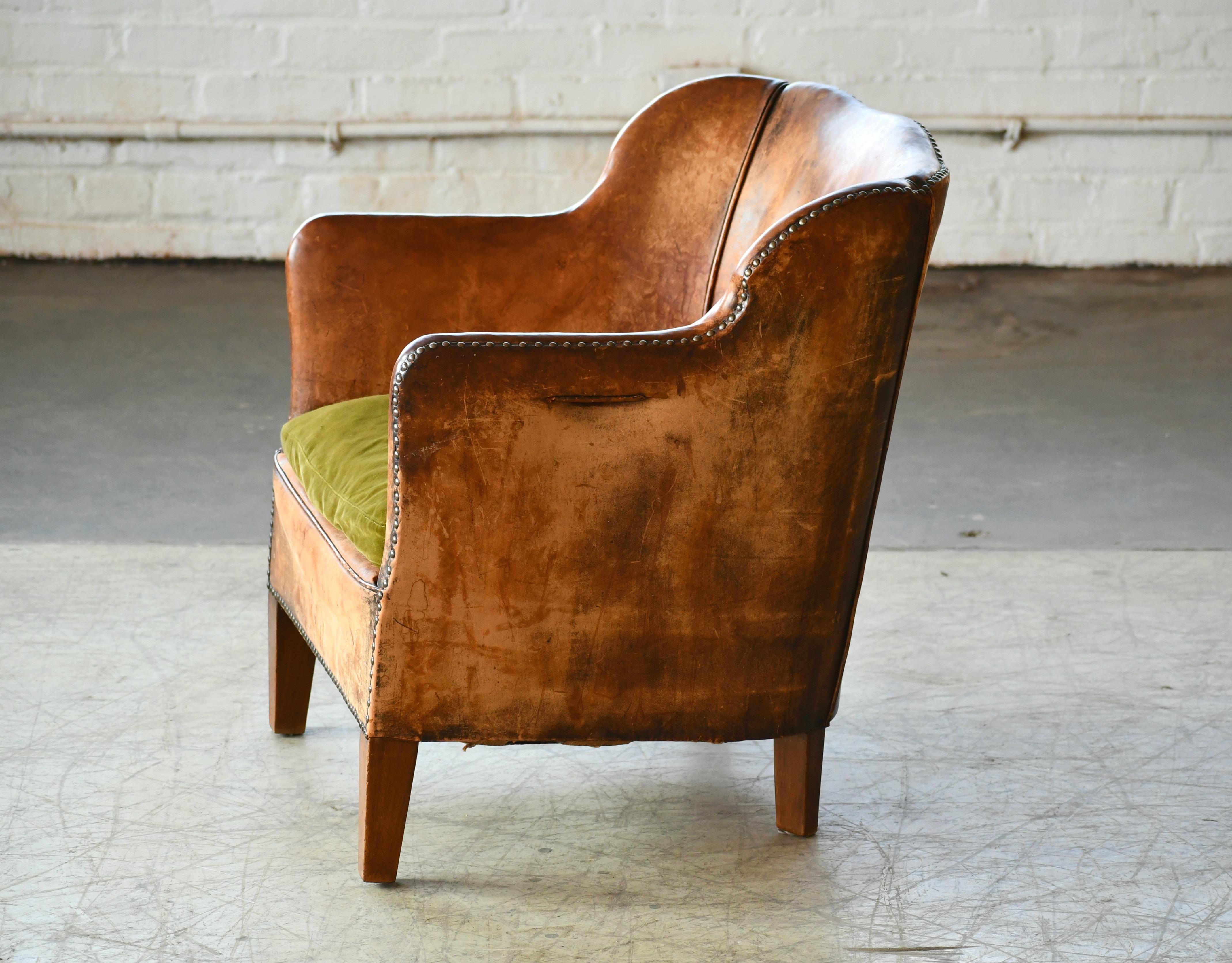 Mid-Century Modern Danish 1940s Small-Scale Club Chair in Cognac Leather by Oskar Hansen