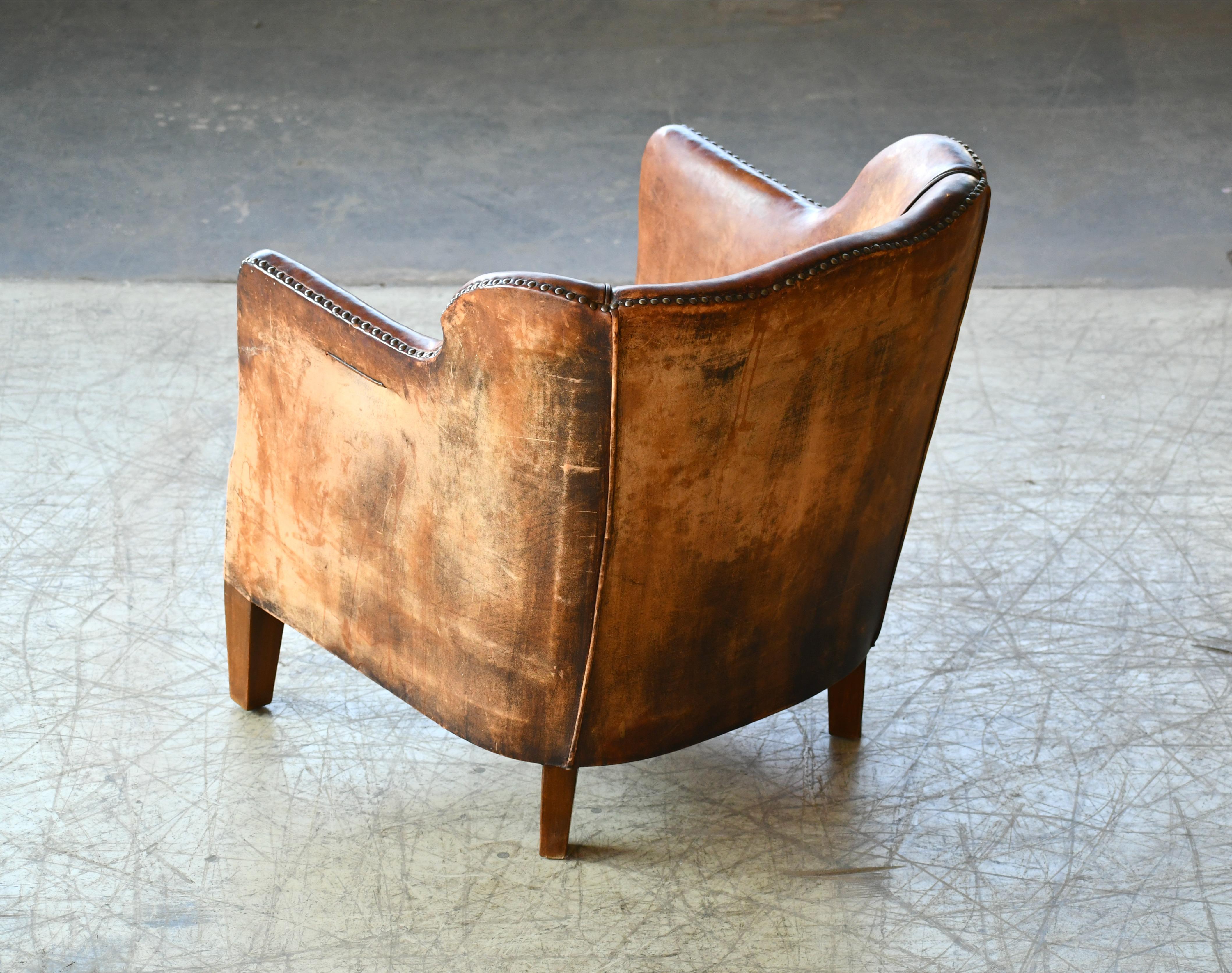 Danish 1940s Small-Scale Club Chair in Cognac Leather by Oskar Hansen 1