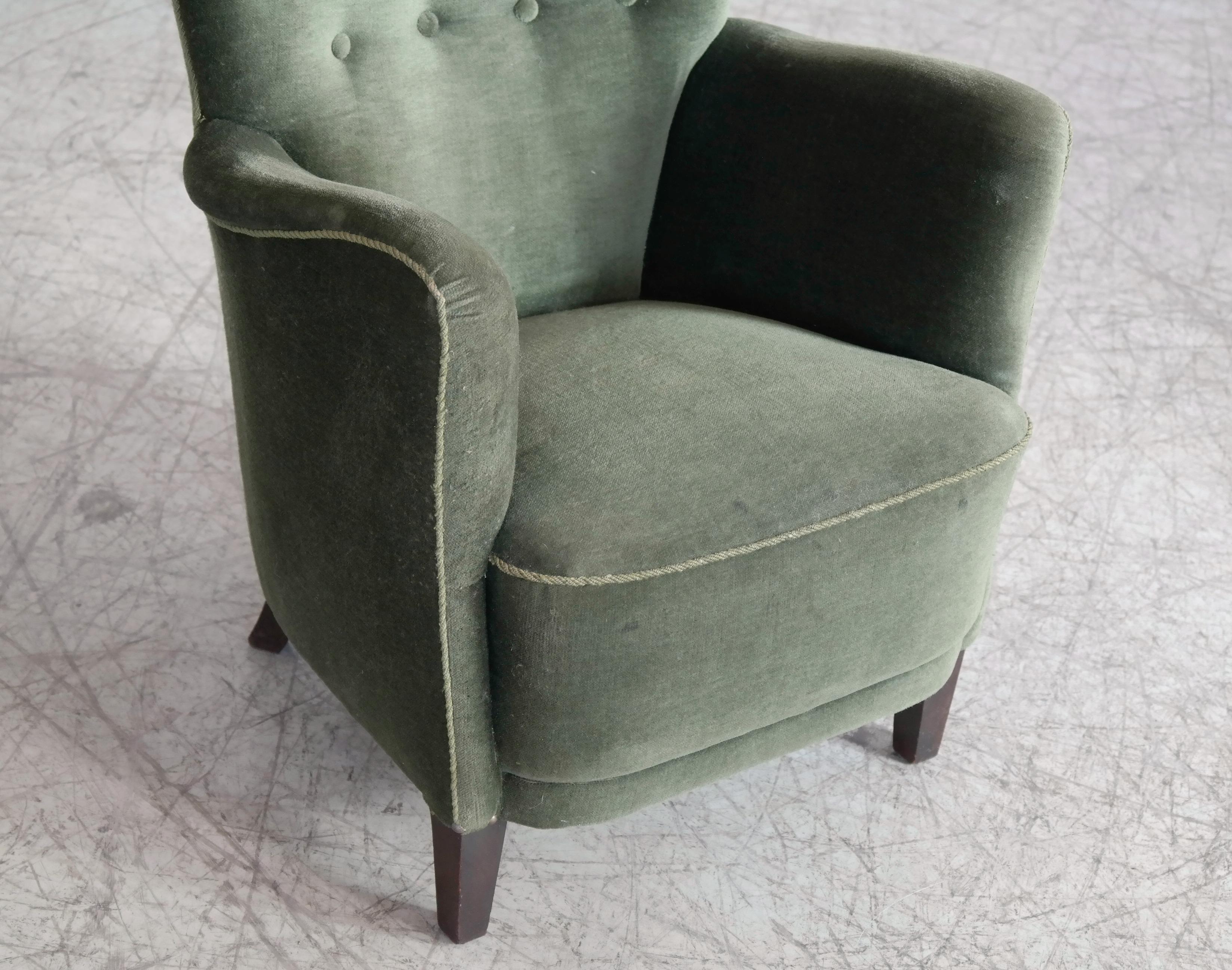Wool Danish 1940s Small Scale Lounge or Club Chair in Style of Fritz Hansen