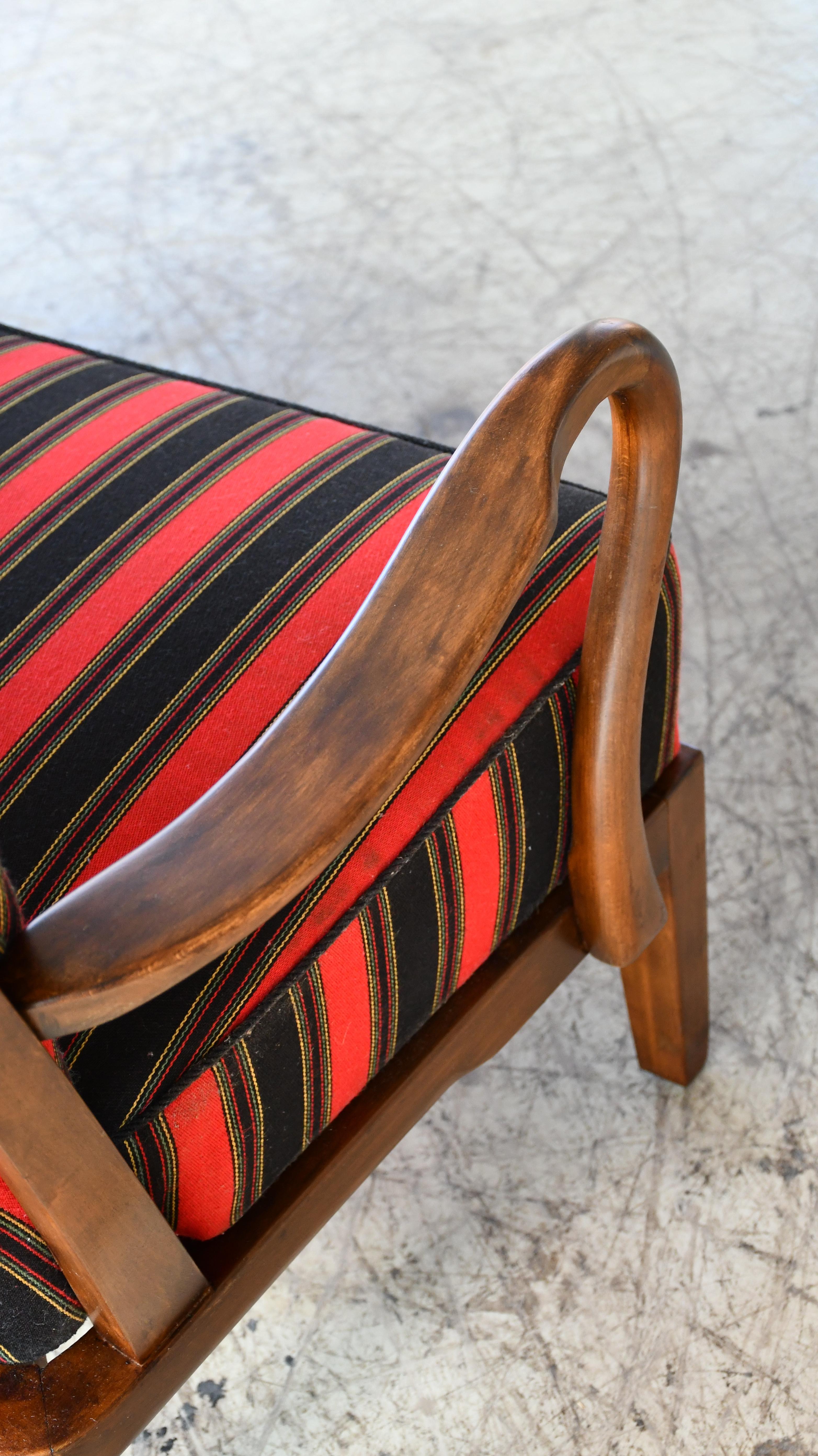 Danish 1940s Spindleback Sofa by Alfred Christensen In Good Condition In Bridgeport, CT