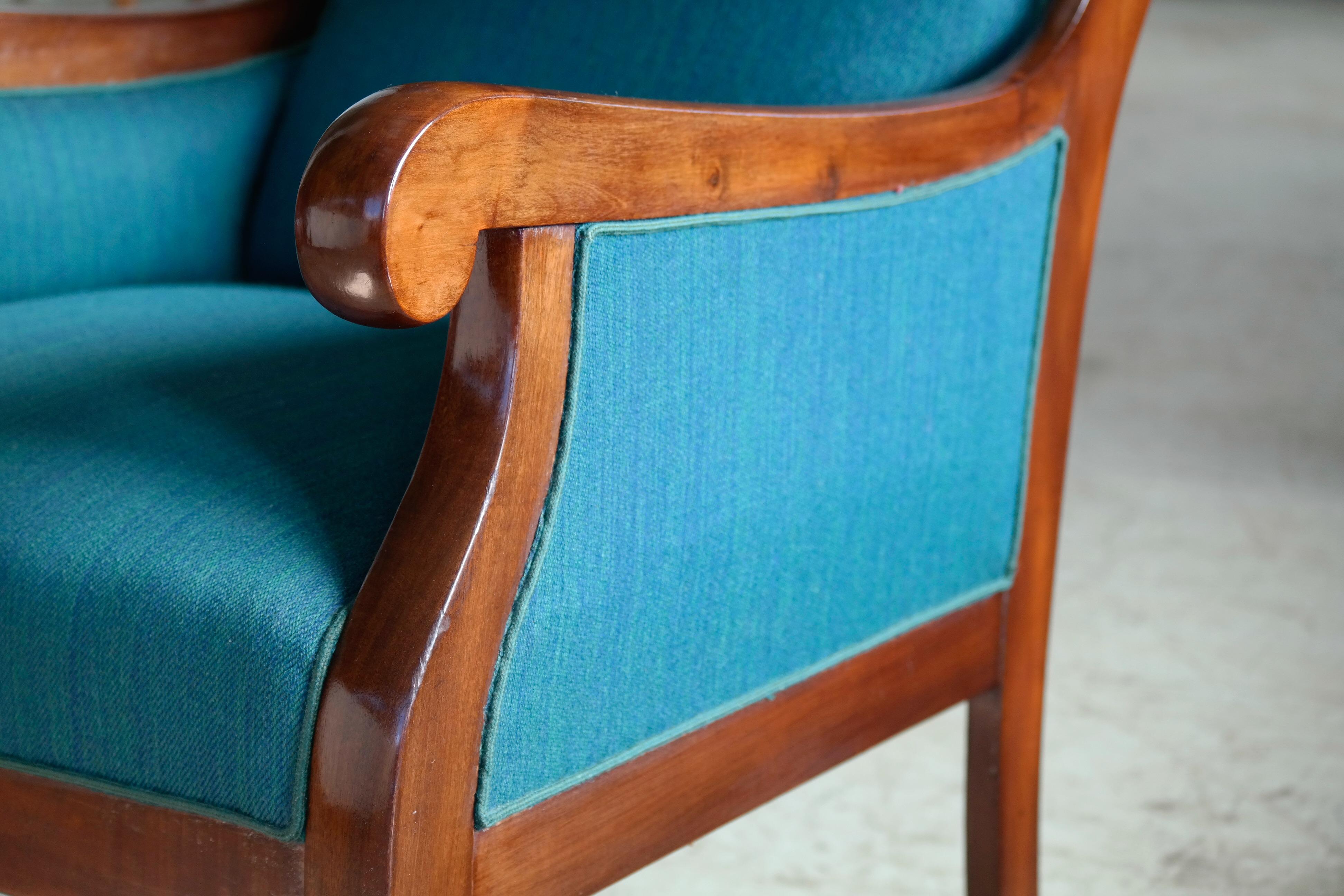 Danish 1940s Wingback Chair in Mahogany by Master Carpenter Frits Henningsen In Excellent Condition In Bridgeport, CT
