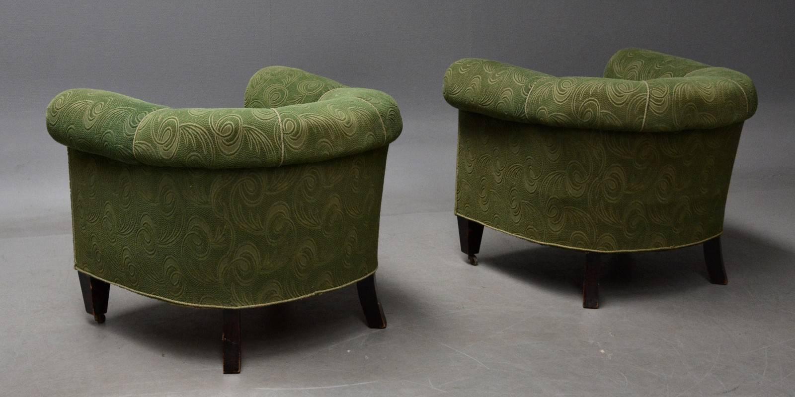 Danish 1950s Chesterfield Style Pair of Club Chairs in the Style of Otto Schulz In Good Condition In Bridgeport, CT