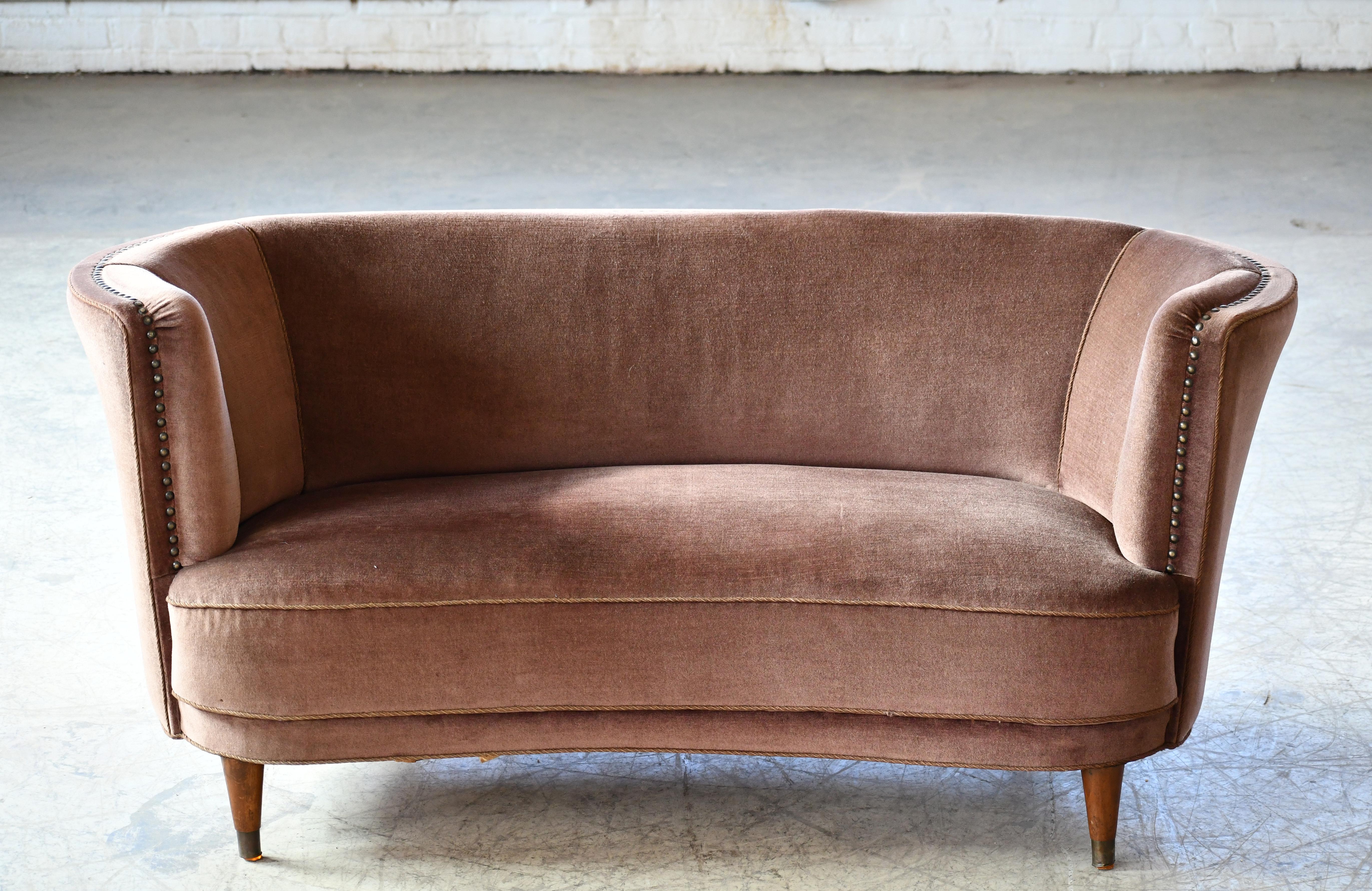 Mid-20th Century Danish 1950s Curved Banana Shape Loveseat with Channeled Back in Brown Mohair 