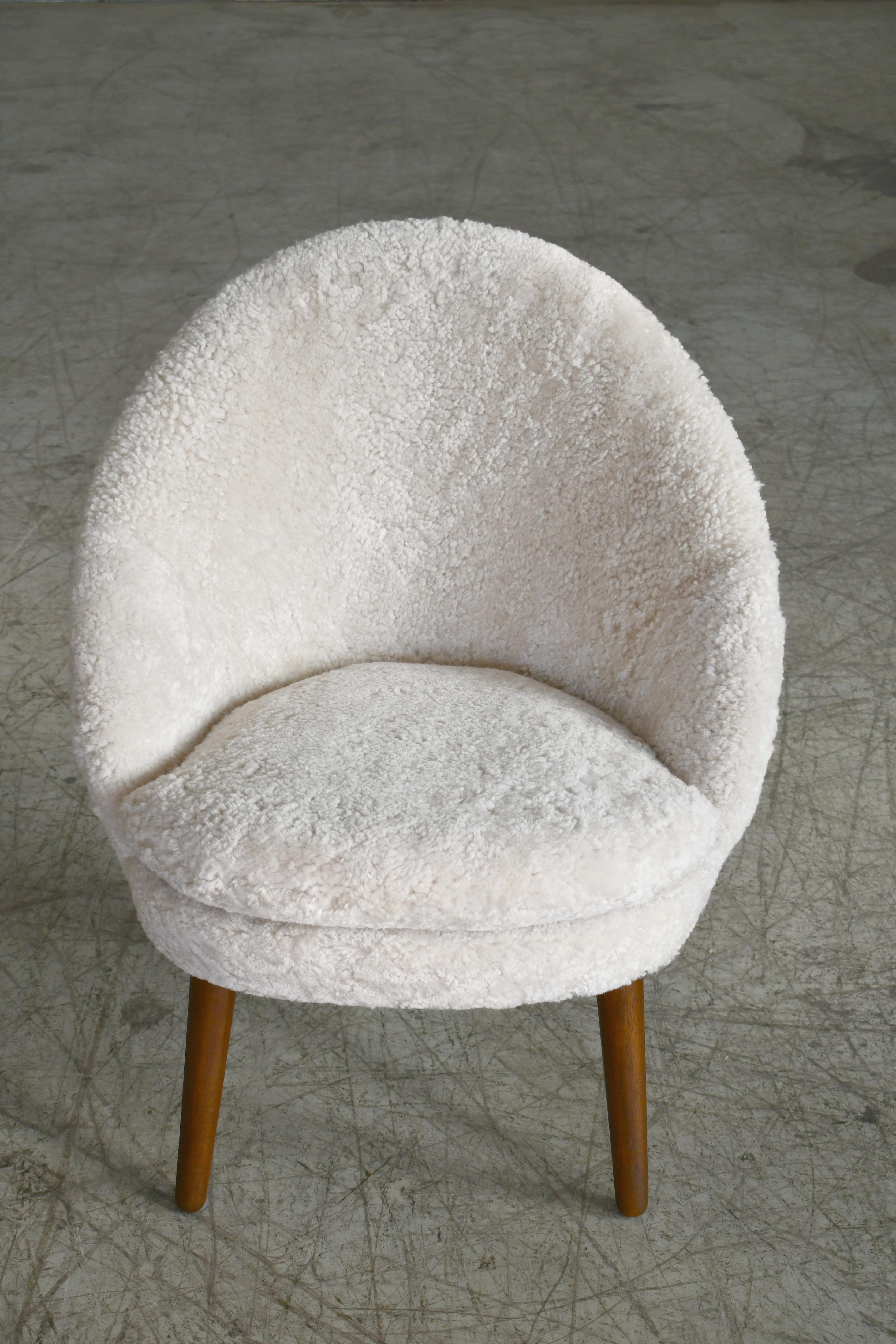 Mid-20th Century Danish 1950s Easy Chair Covered in Shearling Sheepskin by Ejv. Johansson