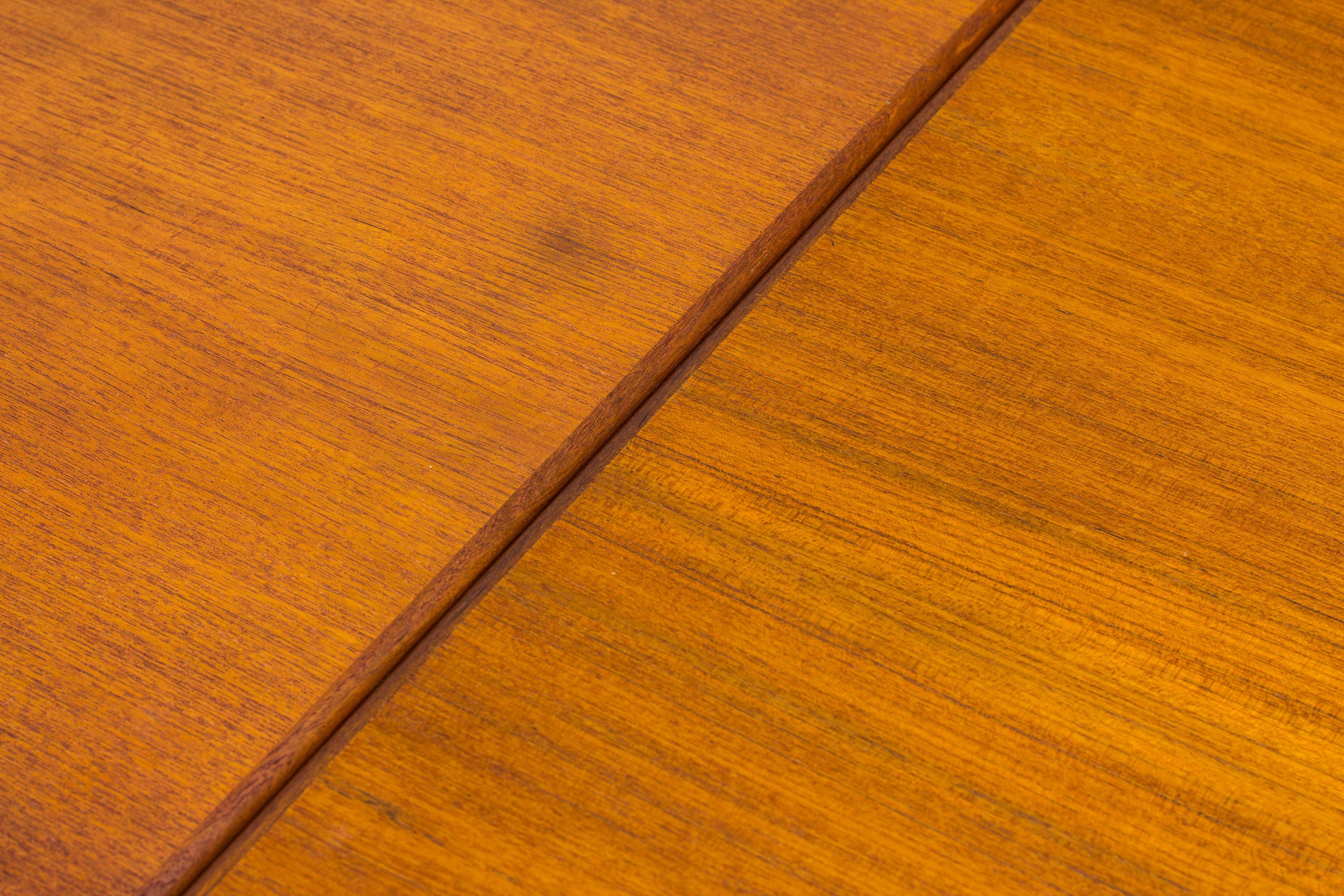 Danish, 1950s Extendable Table by Peter Hvidt & Orla Mølgaard 7