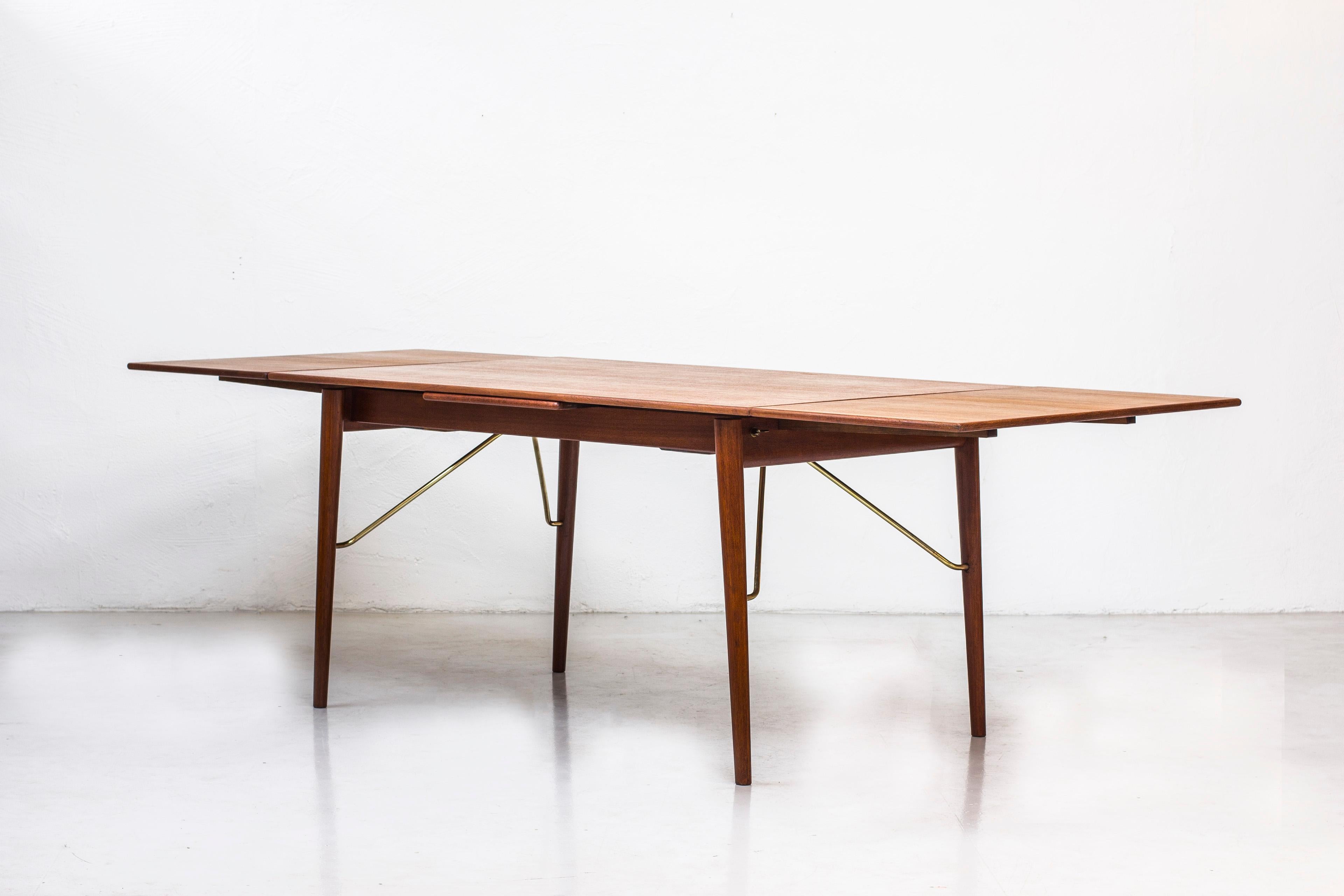 Scandinavian Modern Danish, 1950s Extendable Table by Peter Hvidt & Orla Mølgaard
