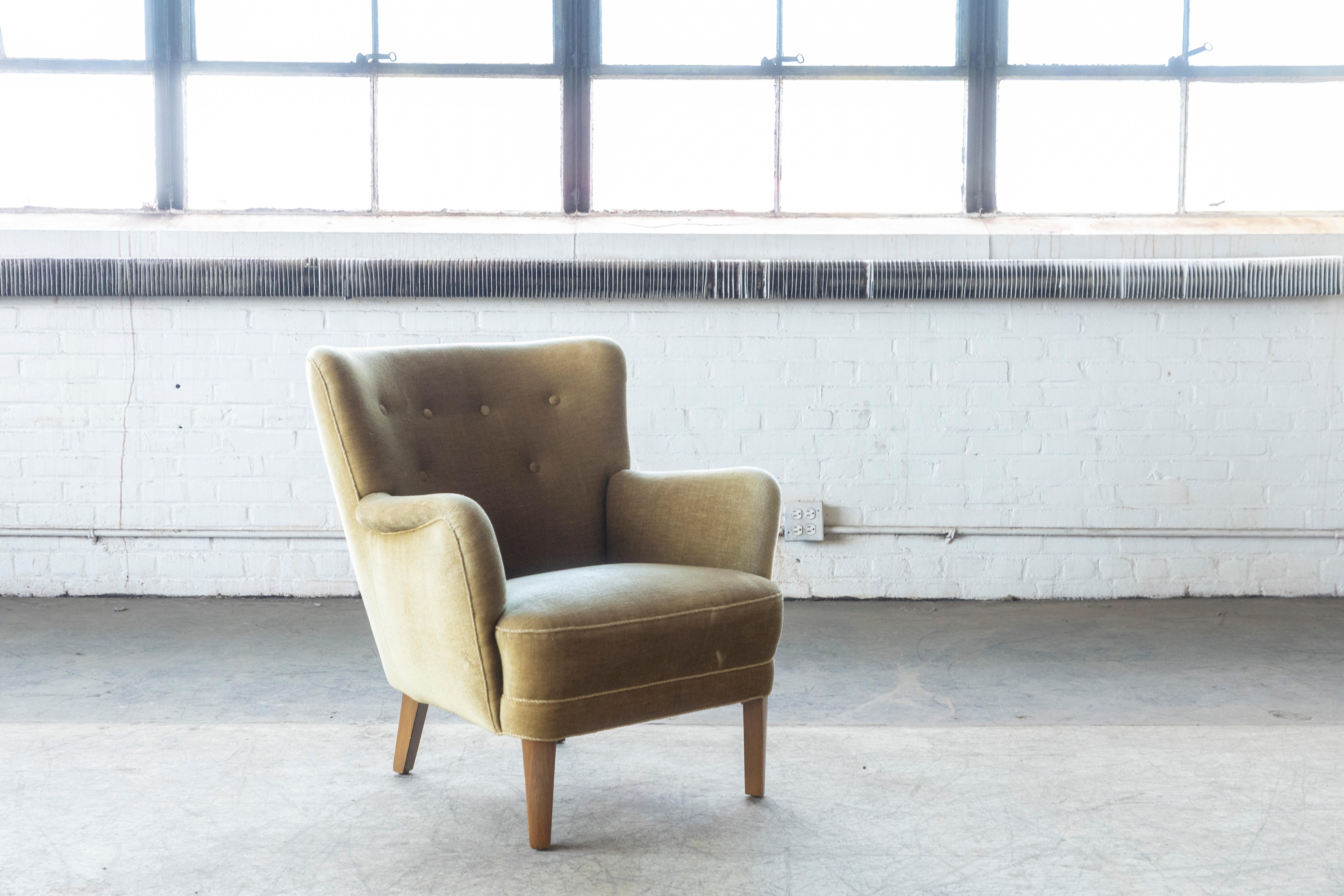 Danish 1950's Lounge Chair by Peter Hvidt & Orla Mølgaard-Nielsen In Good Condition In Bridgeport, CT