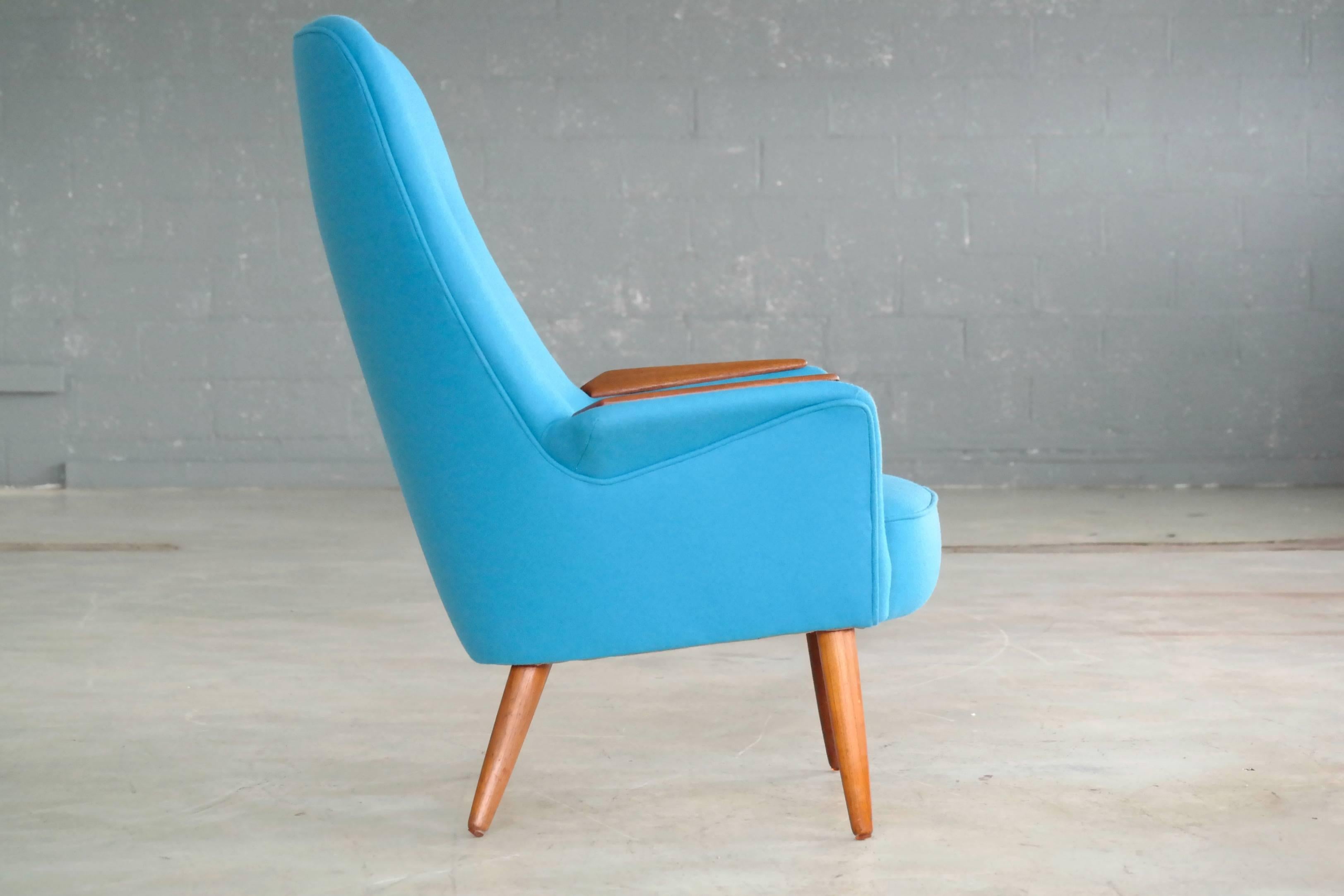 Danish 1950s Lounge Chair with Teak Armrests Upholstered in Kvadrat Divino Wool 2