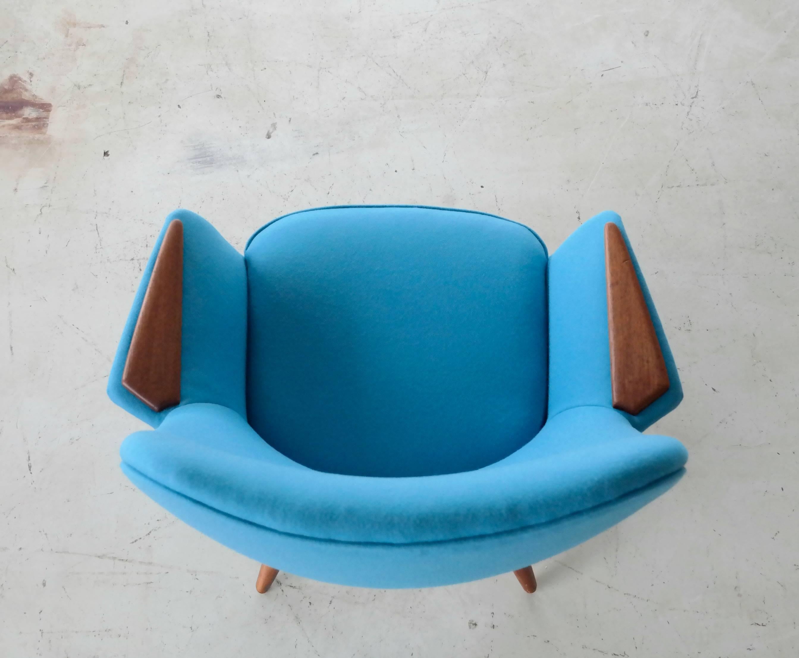 Danish 1950s Lounge Chair with Teak Armrests Upholstered in Kvadrat Divino Wool 3