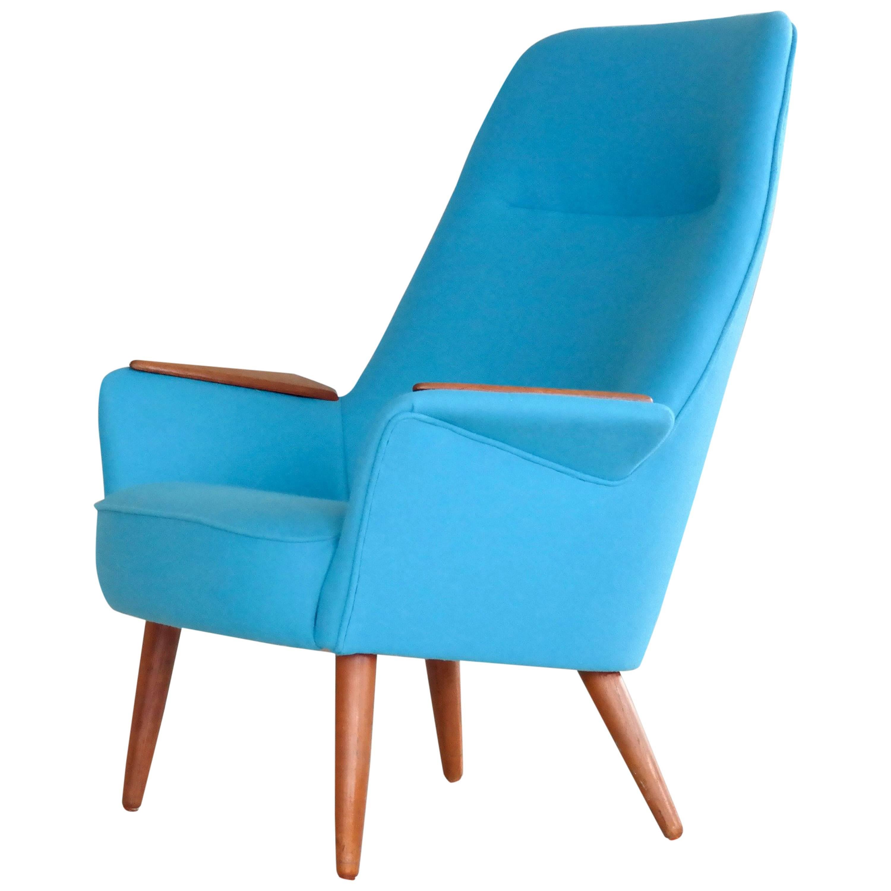 Danish 1950s Lounge Chair with Teak Armrests Upholstered in Kvadrat Divino Wool