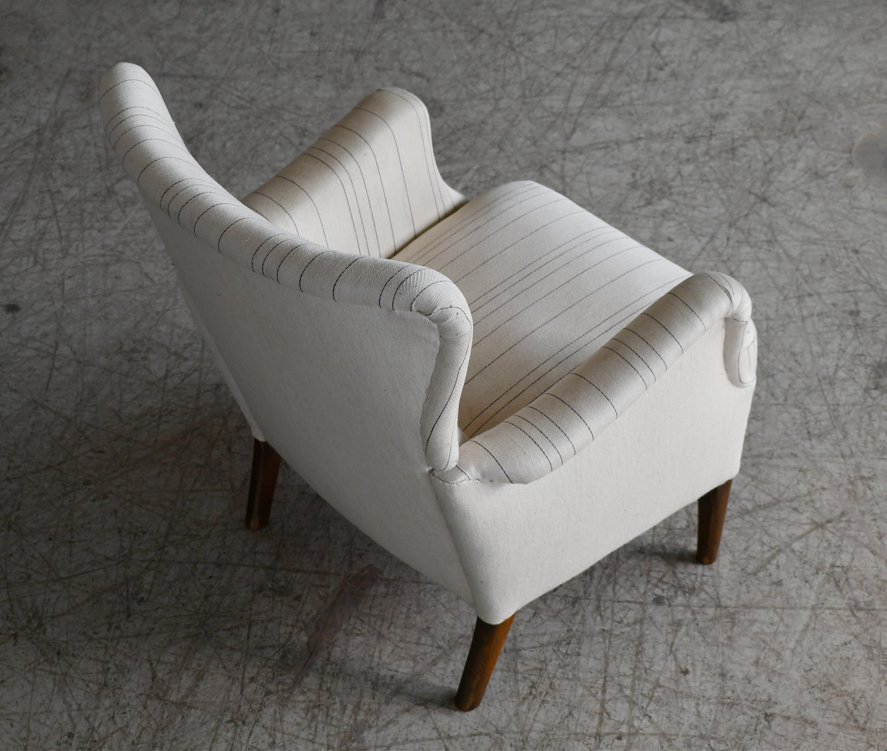 Dänischer Sessel mit niedriger Rückenlehne aus den 1950er Jahren von Fritz Hansen im Angebot 1