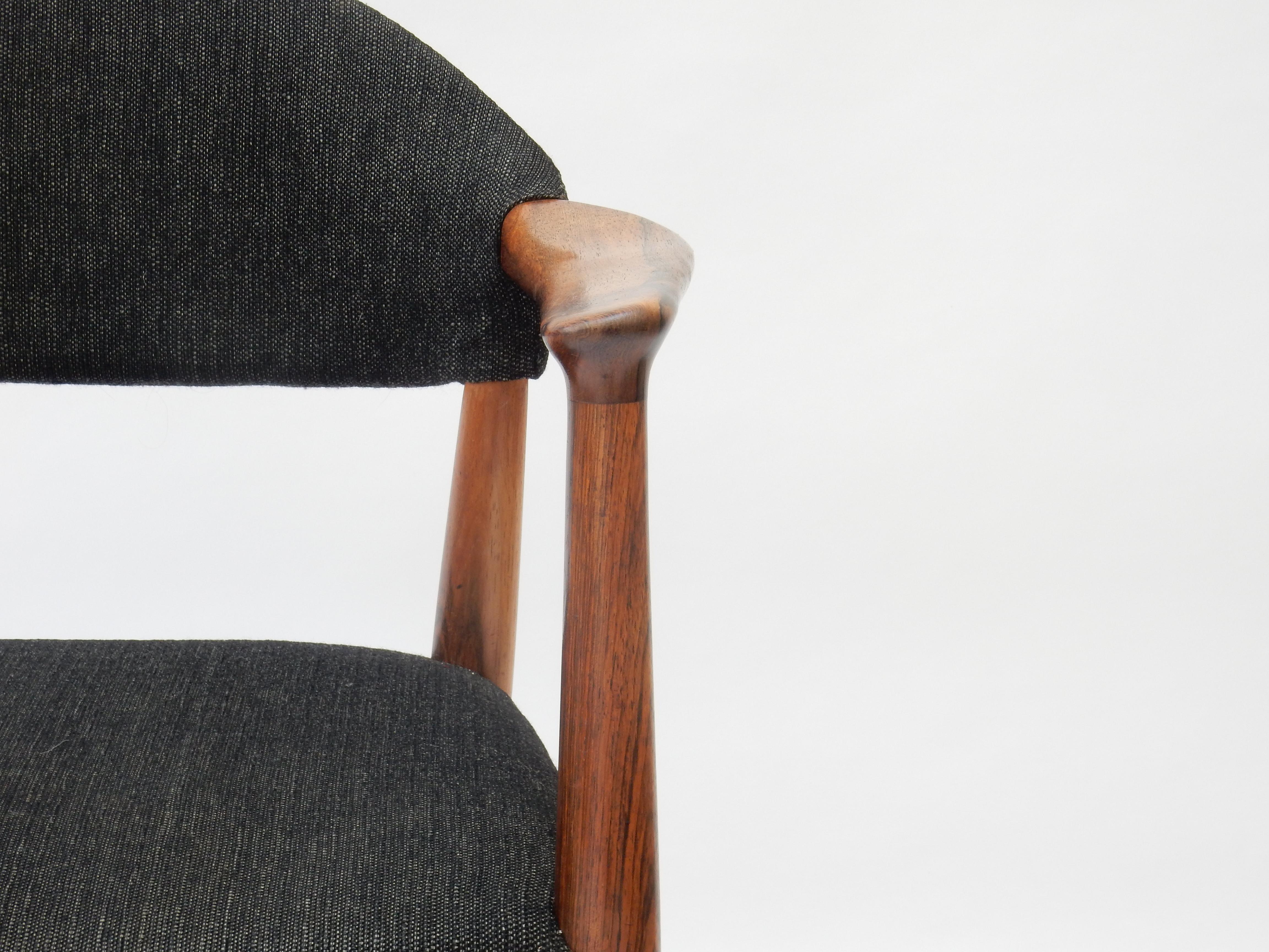 Scandinavian Modern Danish 1950s Rosewood Armchair with Grey Fabric by Kurt Olsen