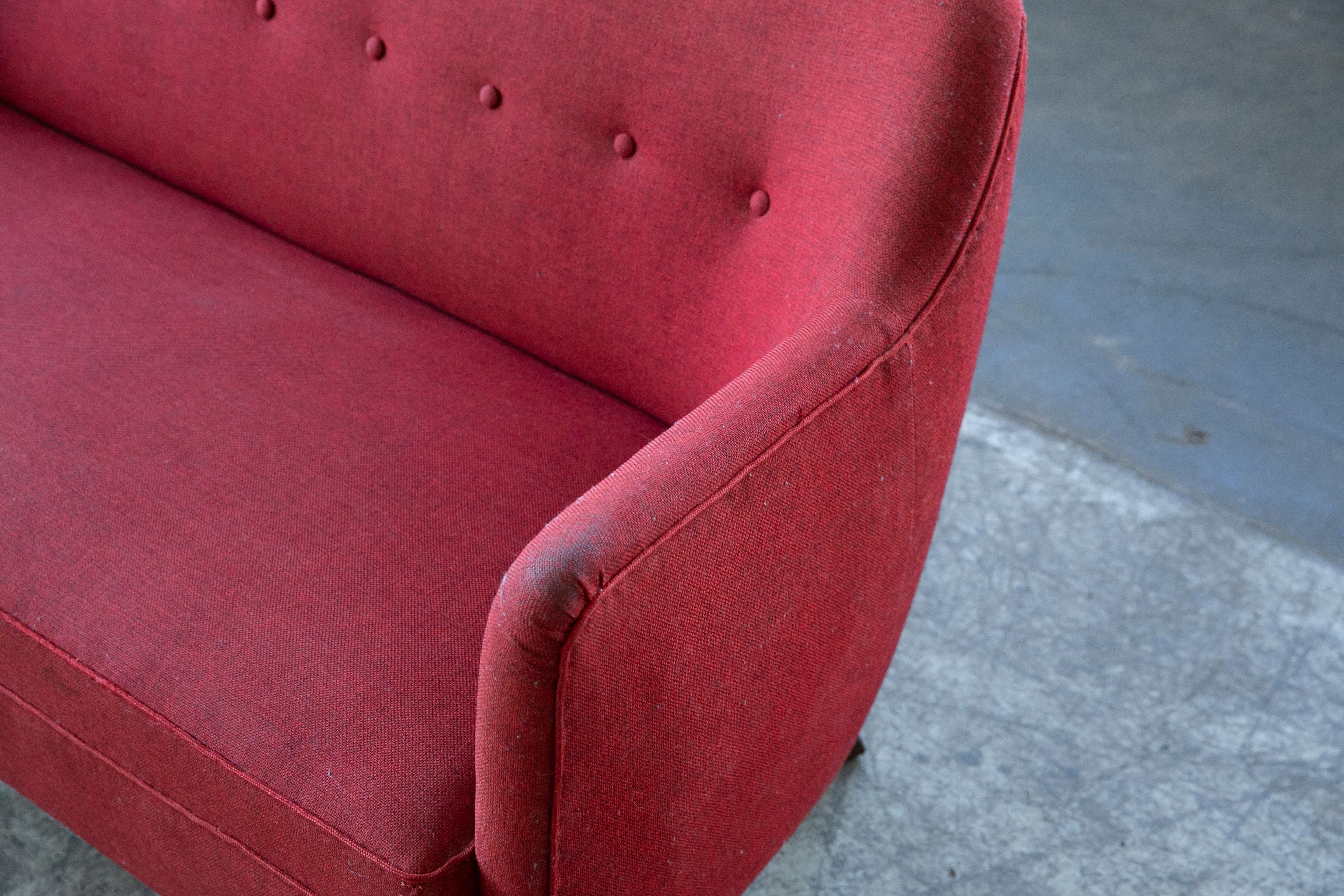 Danish 1950s Settee or Loveseat in Red Wool in the Style of Peter Hvidt 1