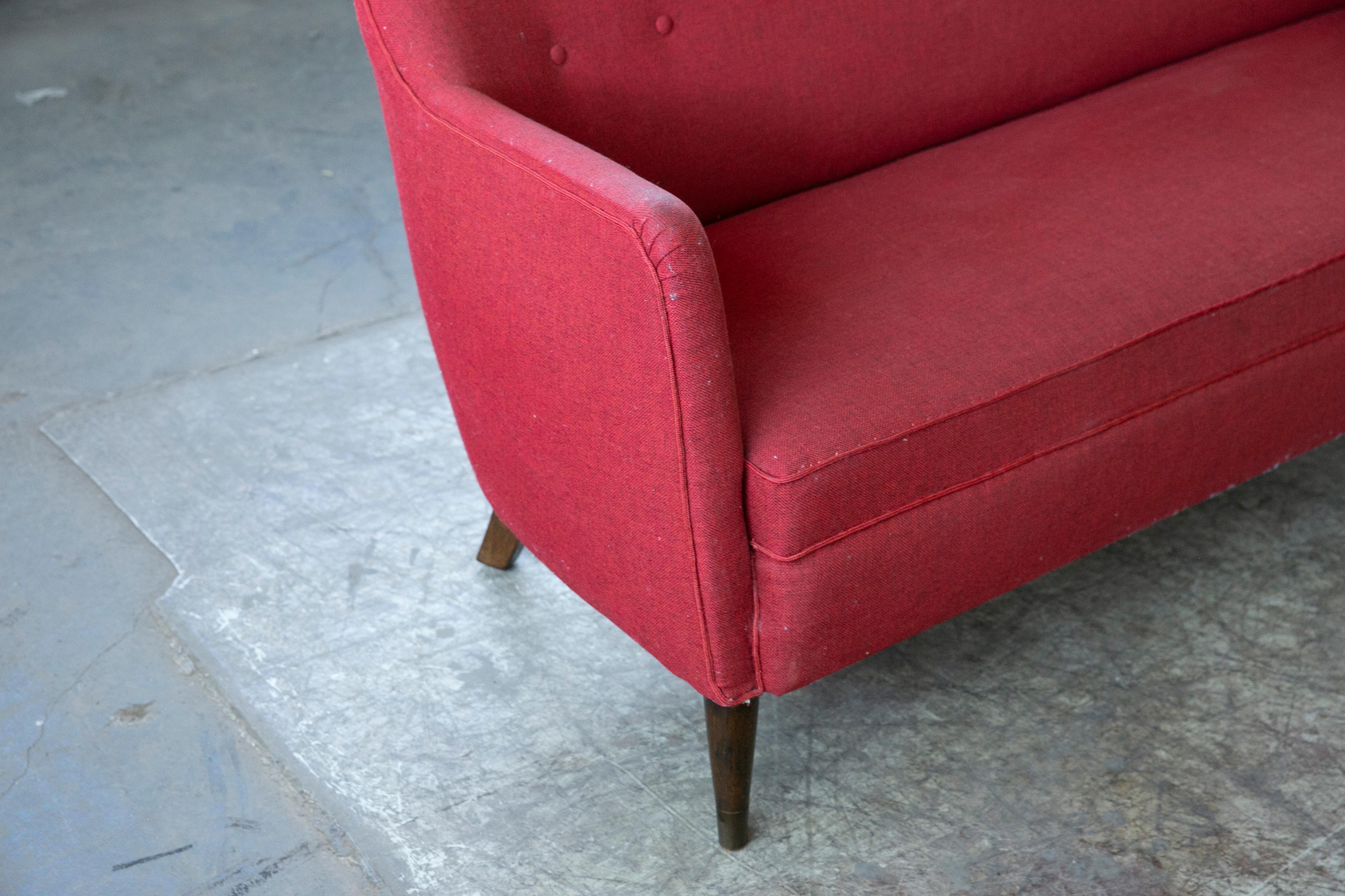 Danish 1950s Settee or Loveseat in Red Wool in the Style of Peter Hvidt 2