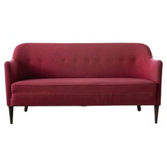 Danish 1950s Settee or Loveseat in Red Wool in the Style of Peter Hvidt