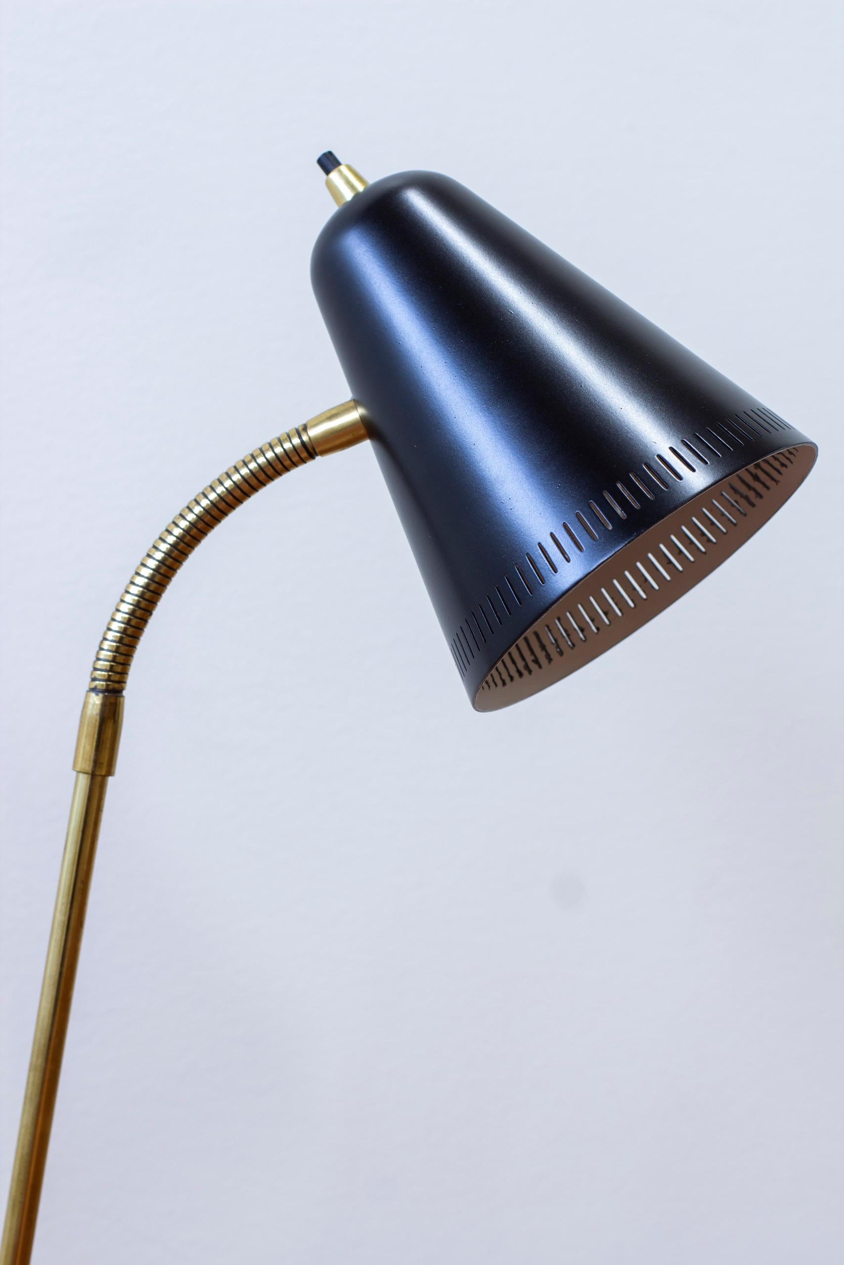 Scandinavian Modern Danish 1950s table lamp in the style of Svend Aage Holm Sørensen, 1950s For Sale
