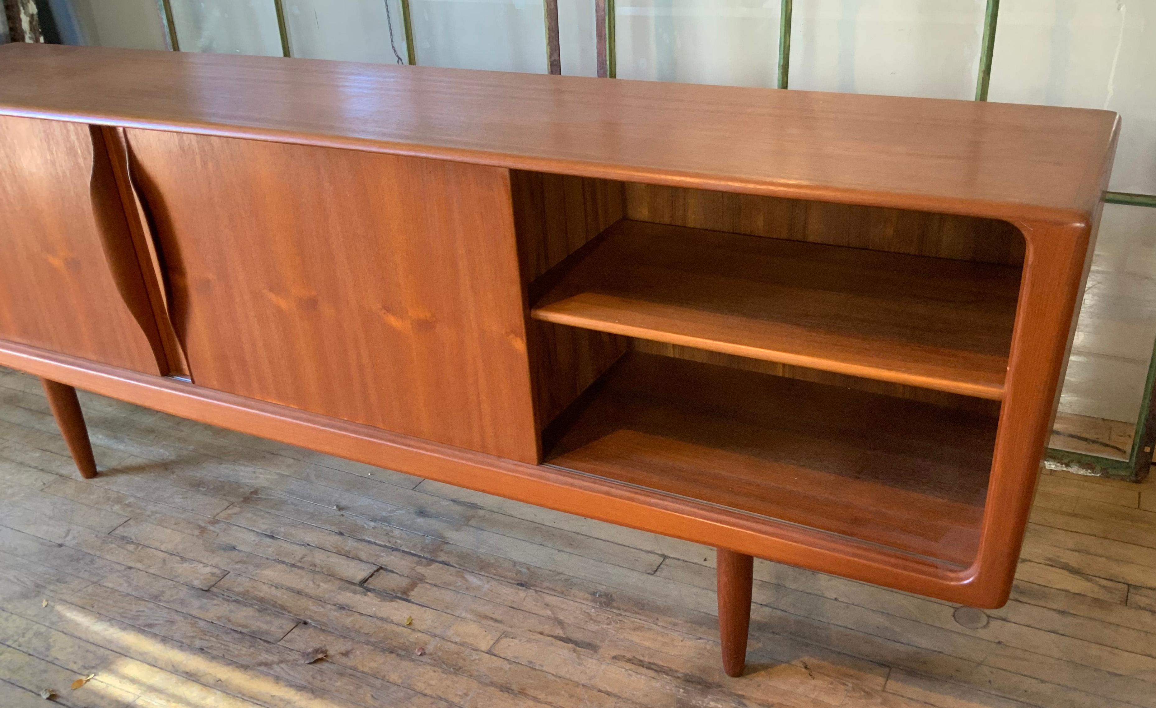 Danish 1950s Teak Credenza Cabinet In Good Condition In Hudson, NY