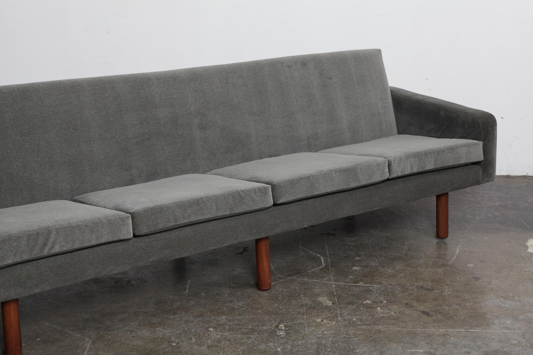Danish 1960s 4-Seat Loose Cushion Sofa with Solid Teak Legs In Good Condition In North Hollywood, CA
