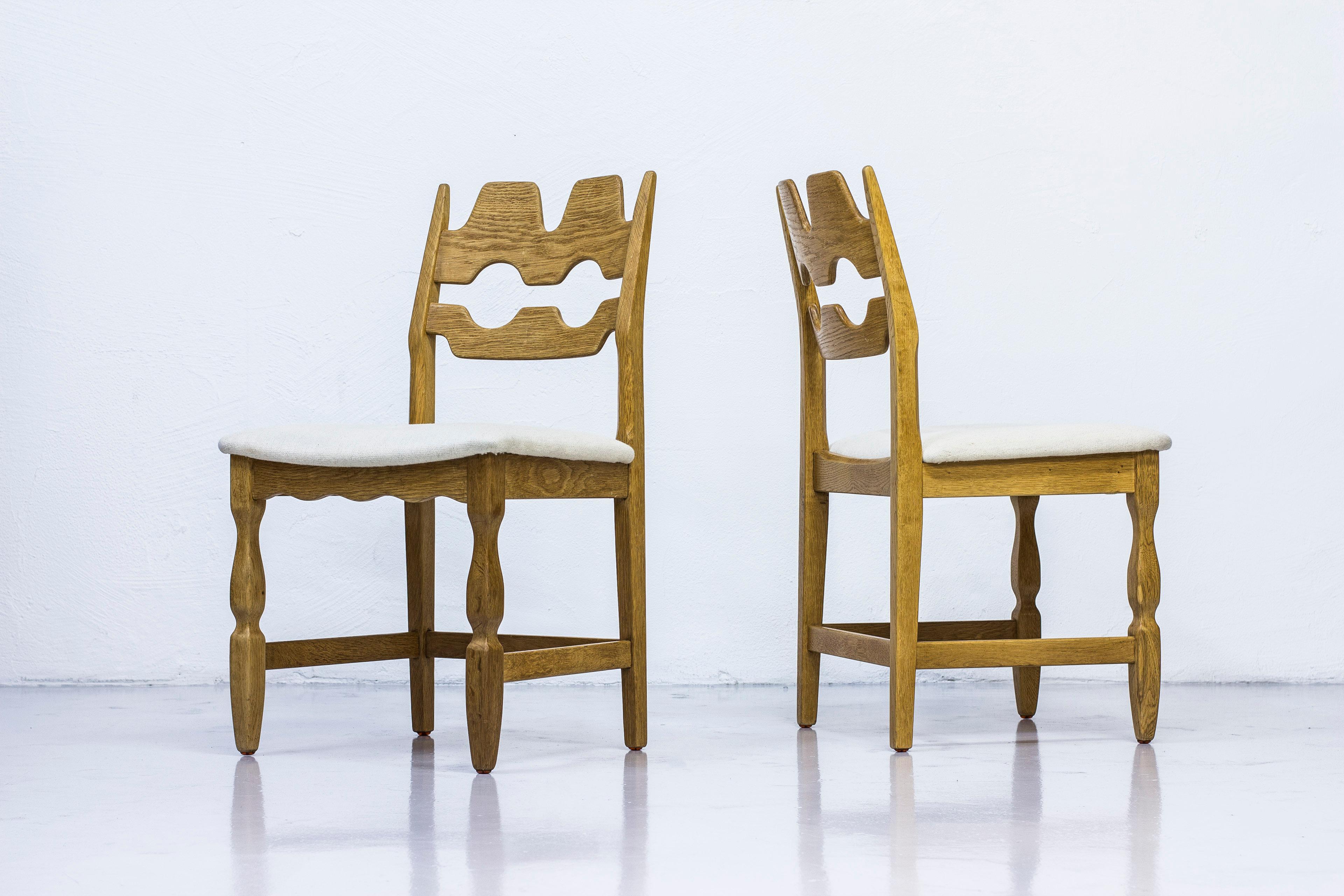 Scandinavian Modern Danish 1960s Dining Chairs in Oak by Henning Kjærnulf