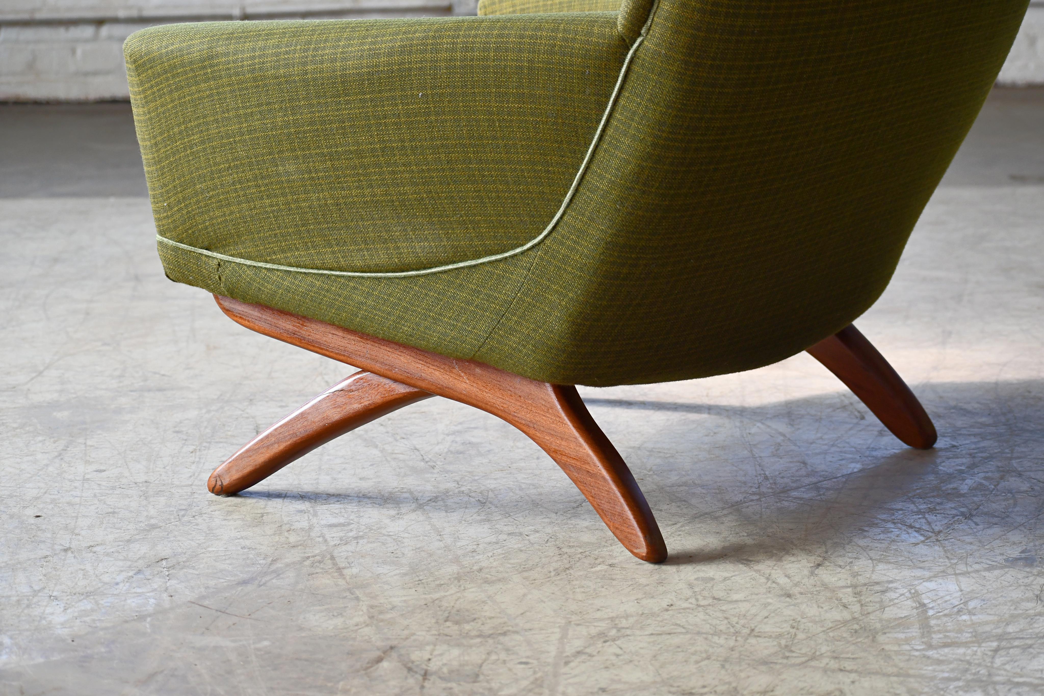Wool Danish 1960s Easy Lounge Chair with Scissor Legs by Illum Wikkelso