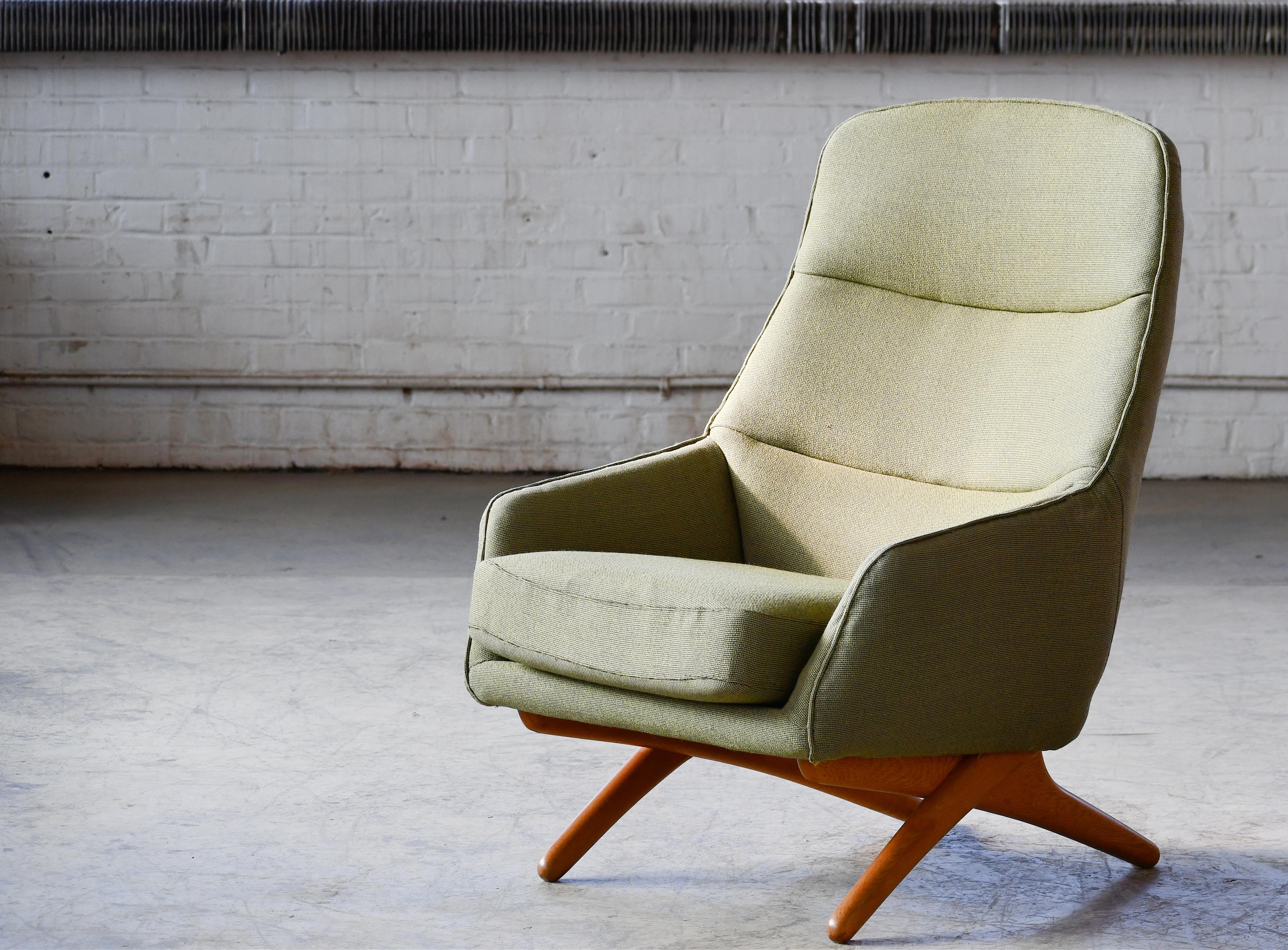 Danish 1960s Easy Lounge Chair with Scissor Legs by Illum Wikkelso with Ottoman 4