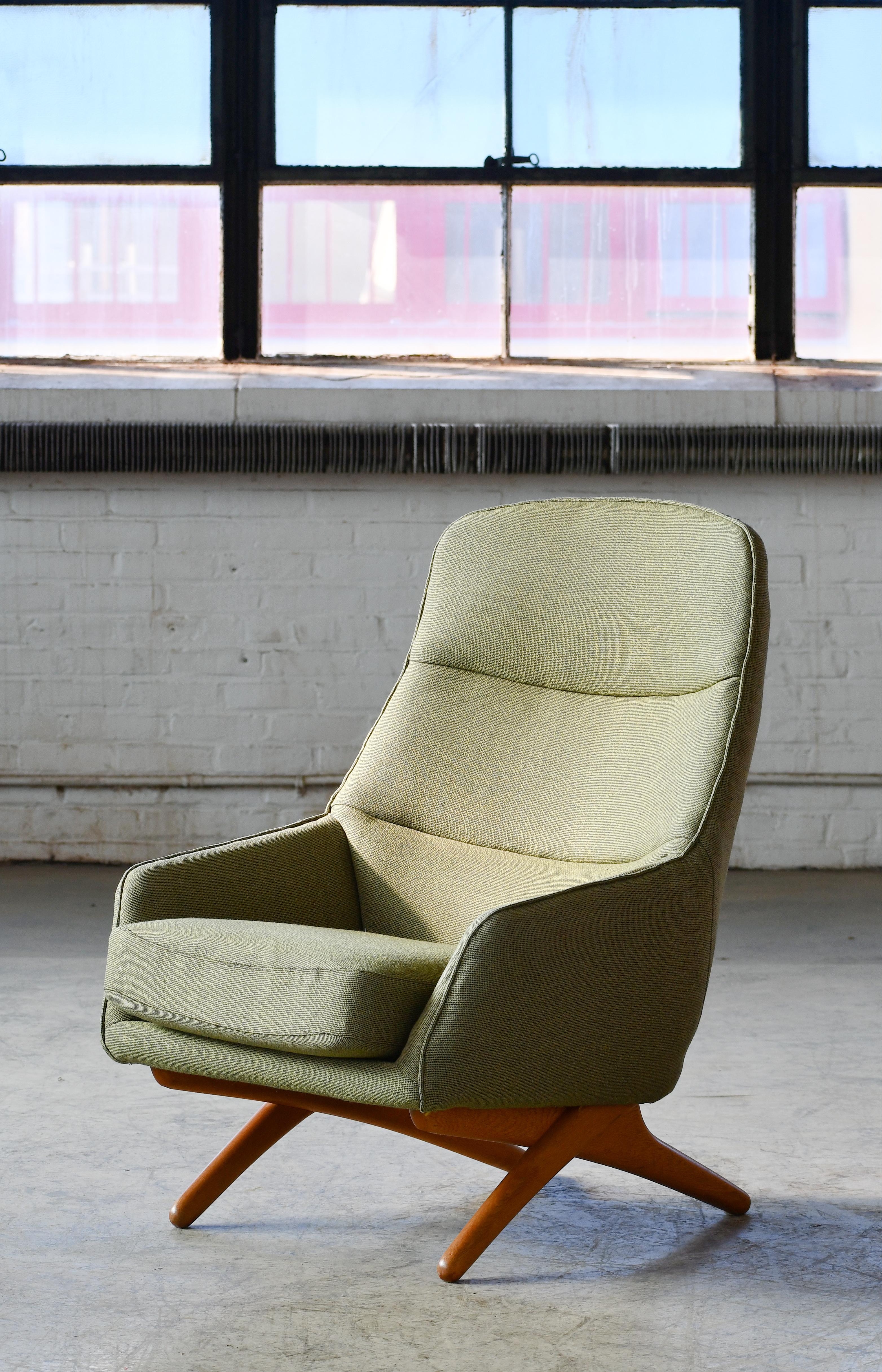 Danish 1960s Easy Lounge Chair with Scissor Legs by Illum Wikkelso with Ottoman 3