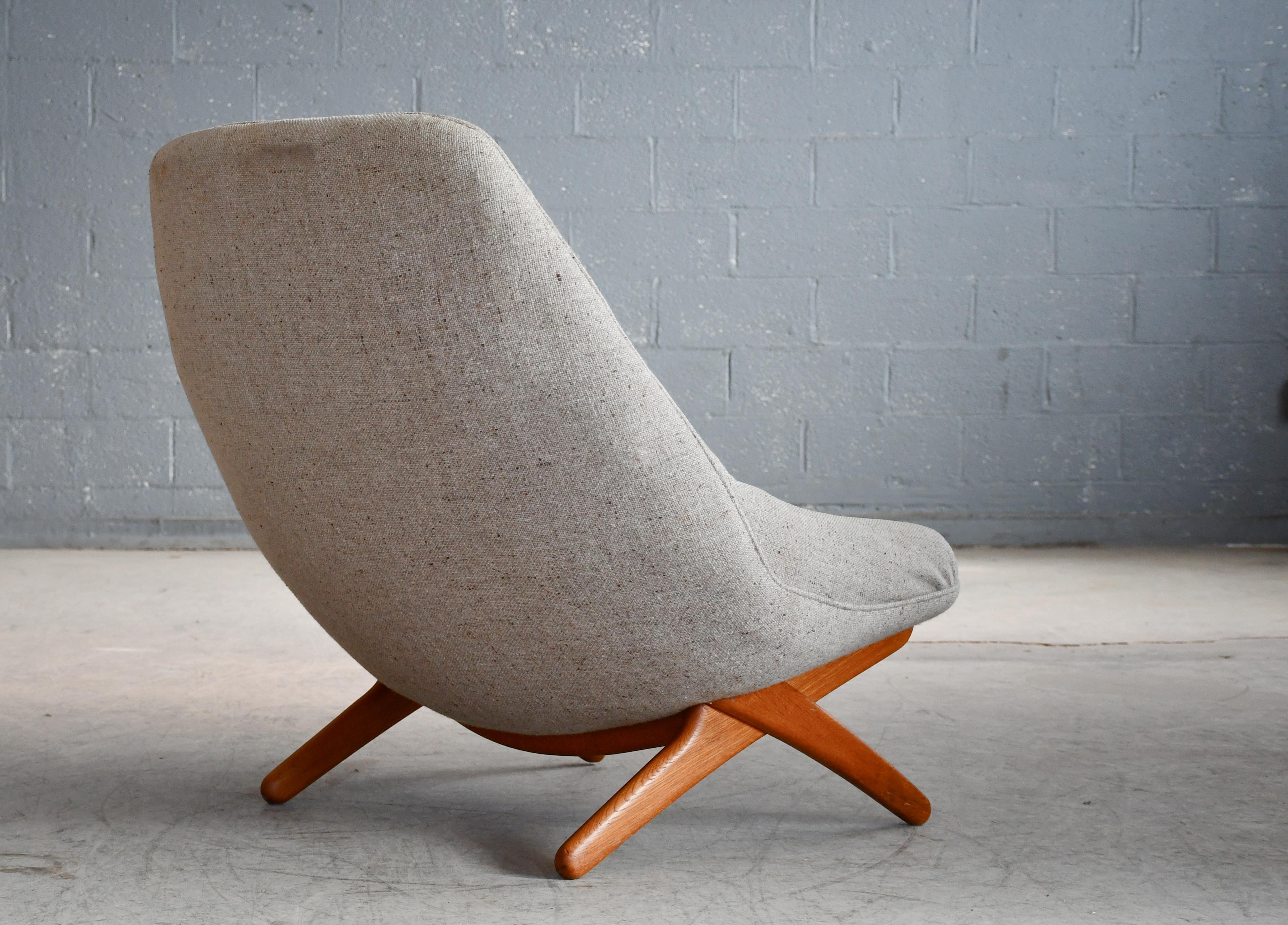 Metà XX secolo Sedia da salotto danese anni '60 modello ML91 con gambe a forbice in Oak di Illum Wikkelso in vendita