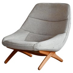 Lounge Chairs