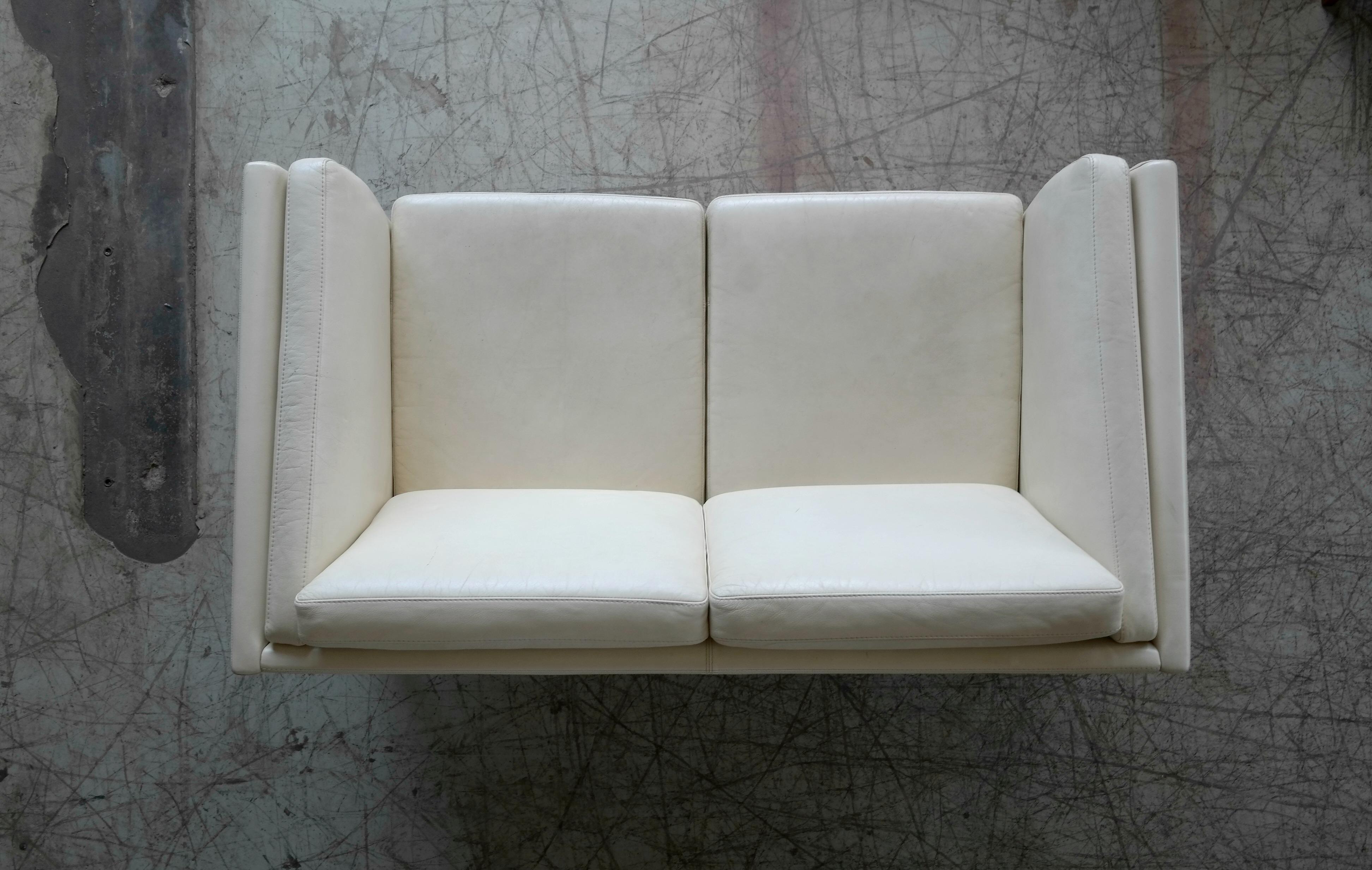 Danish 1960s Loveseat in Cream Colored Leather in Style of Borge Mogensen 2