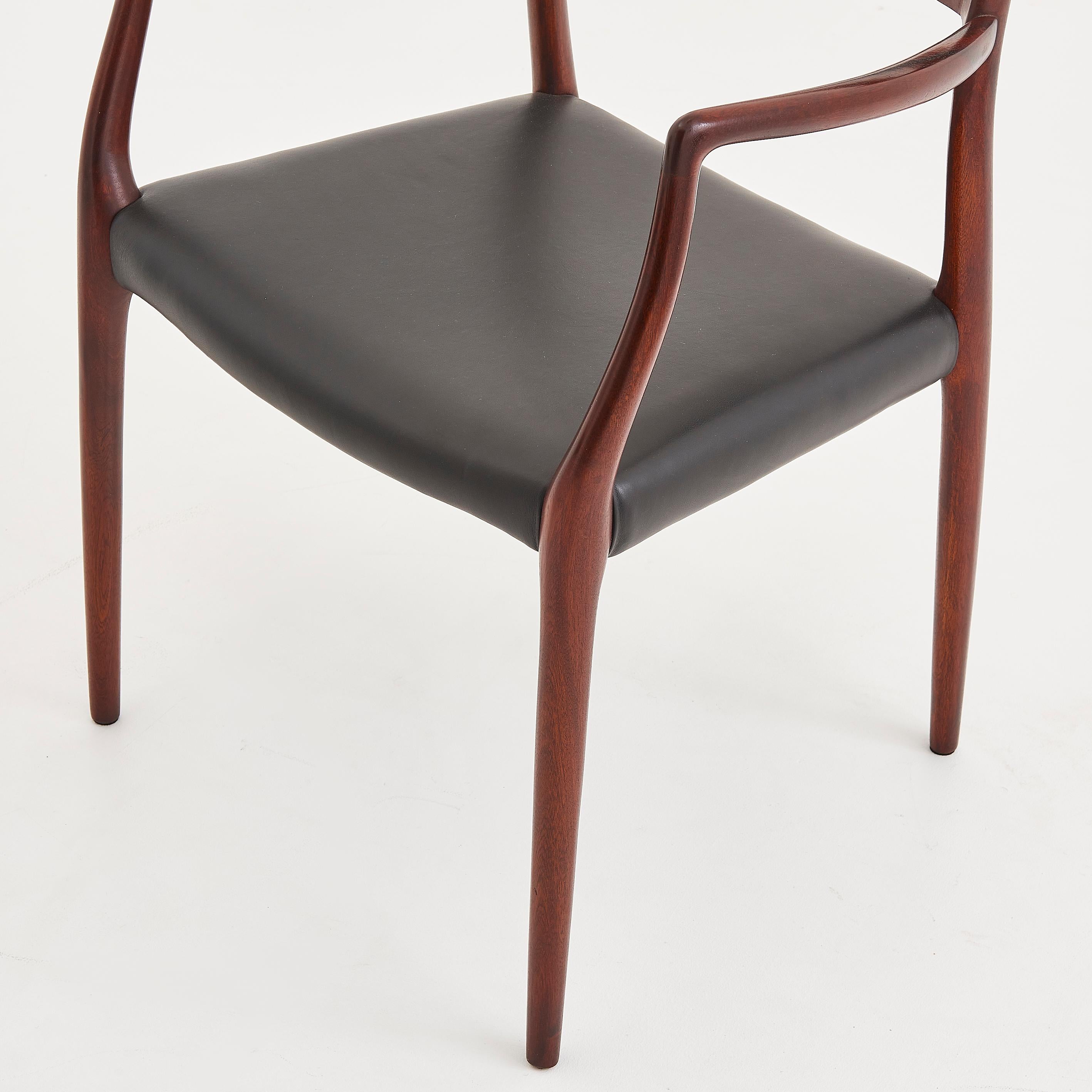 Poltrone danesi in mogano e pelle nera Niels Otto Moller 'Model 62' degli anni '60 in vendita 2