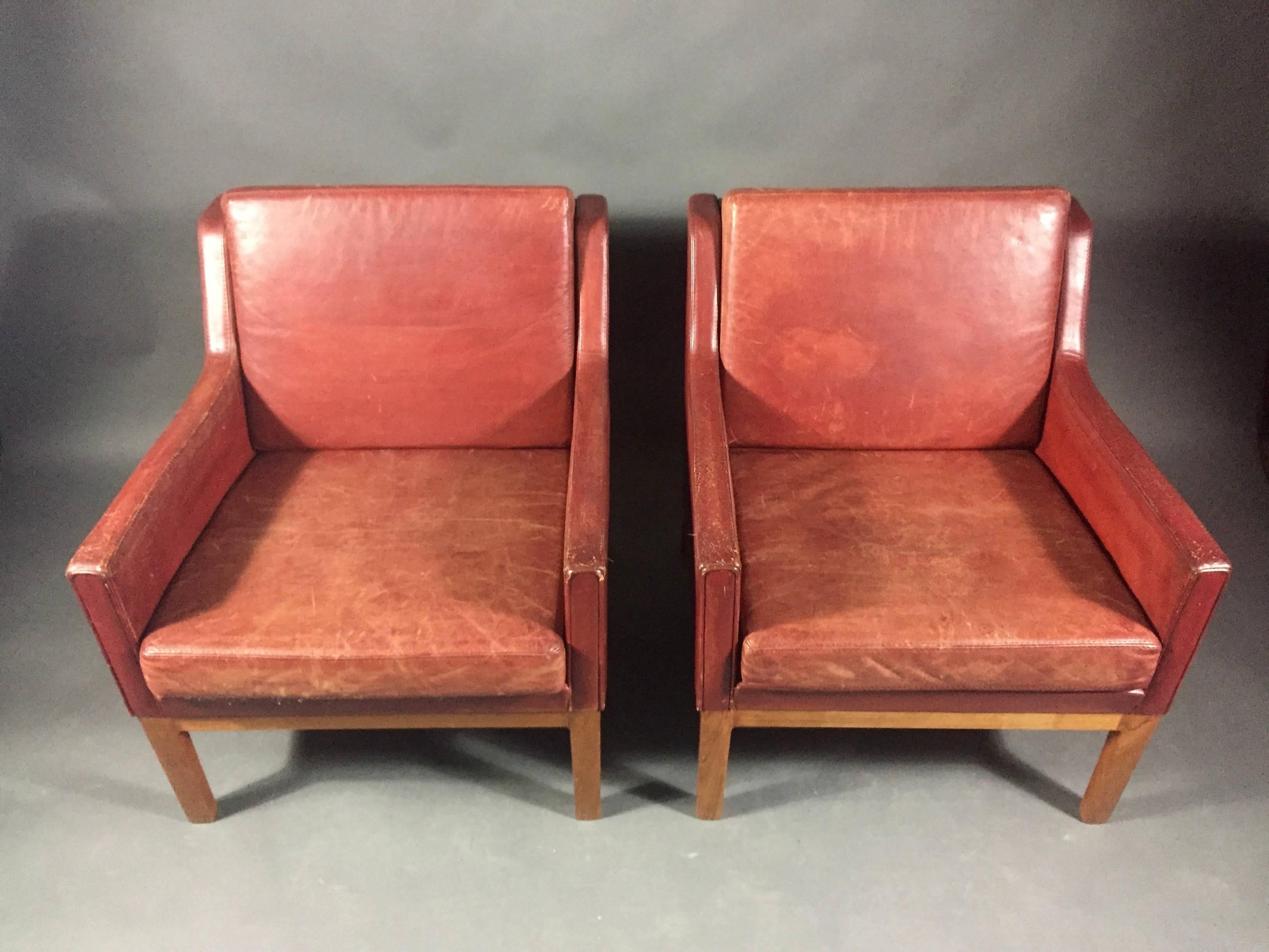 Scandinavian Modern Danish 1960s Pair of Red Leather Lounge Chairs